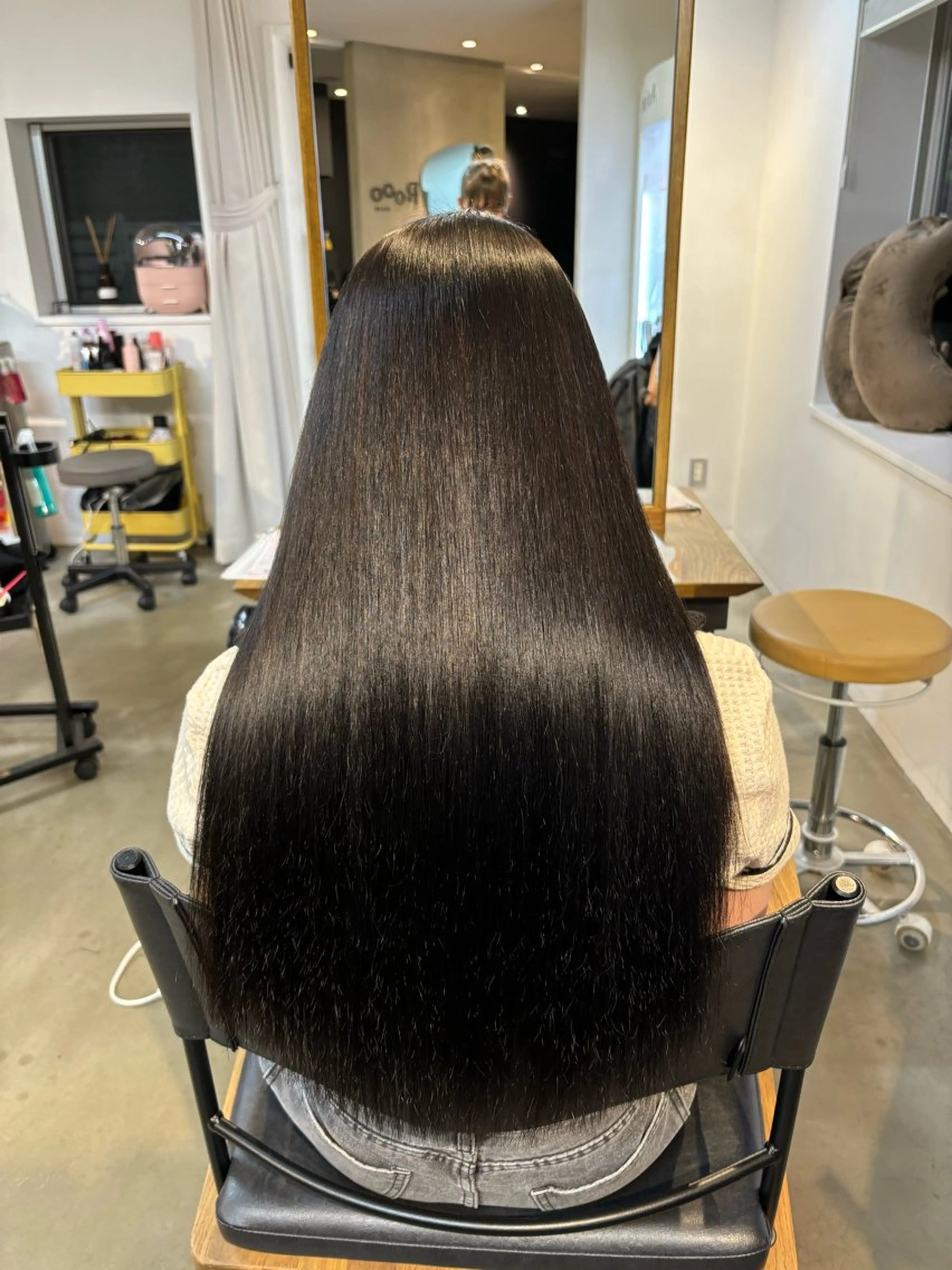 ロング 髪質改善 日比野 紅杏のヘアスタイル