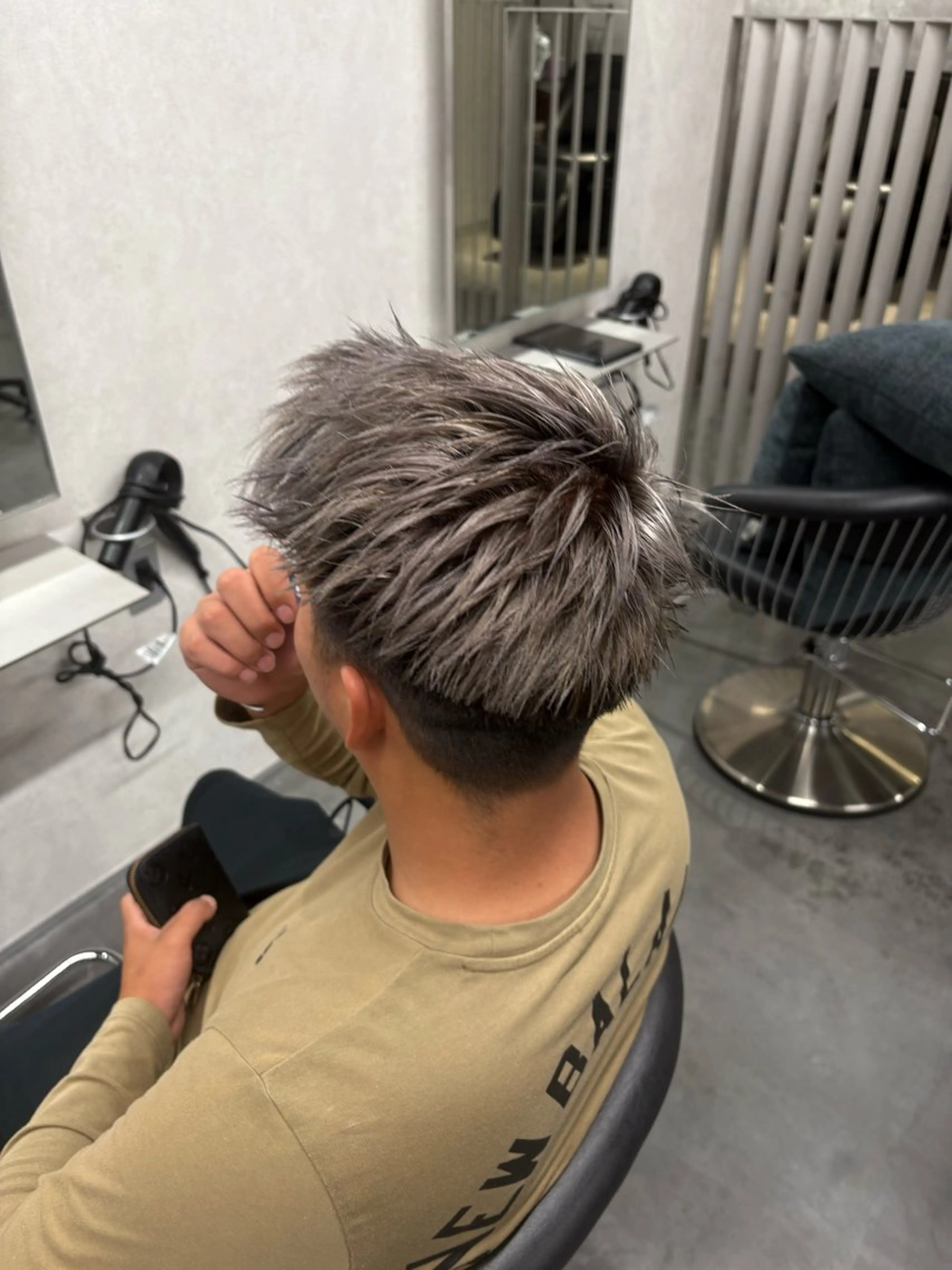 カラー ofF elua所属・中川 穂乃果のヘアスタイル