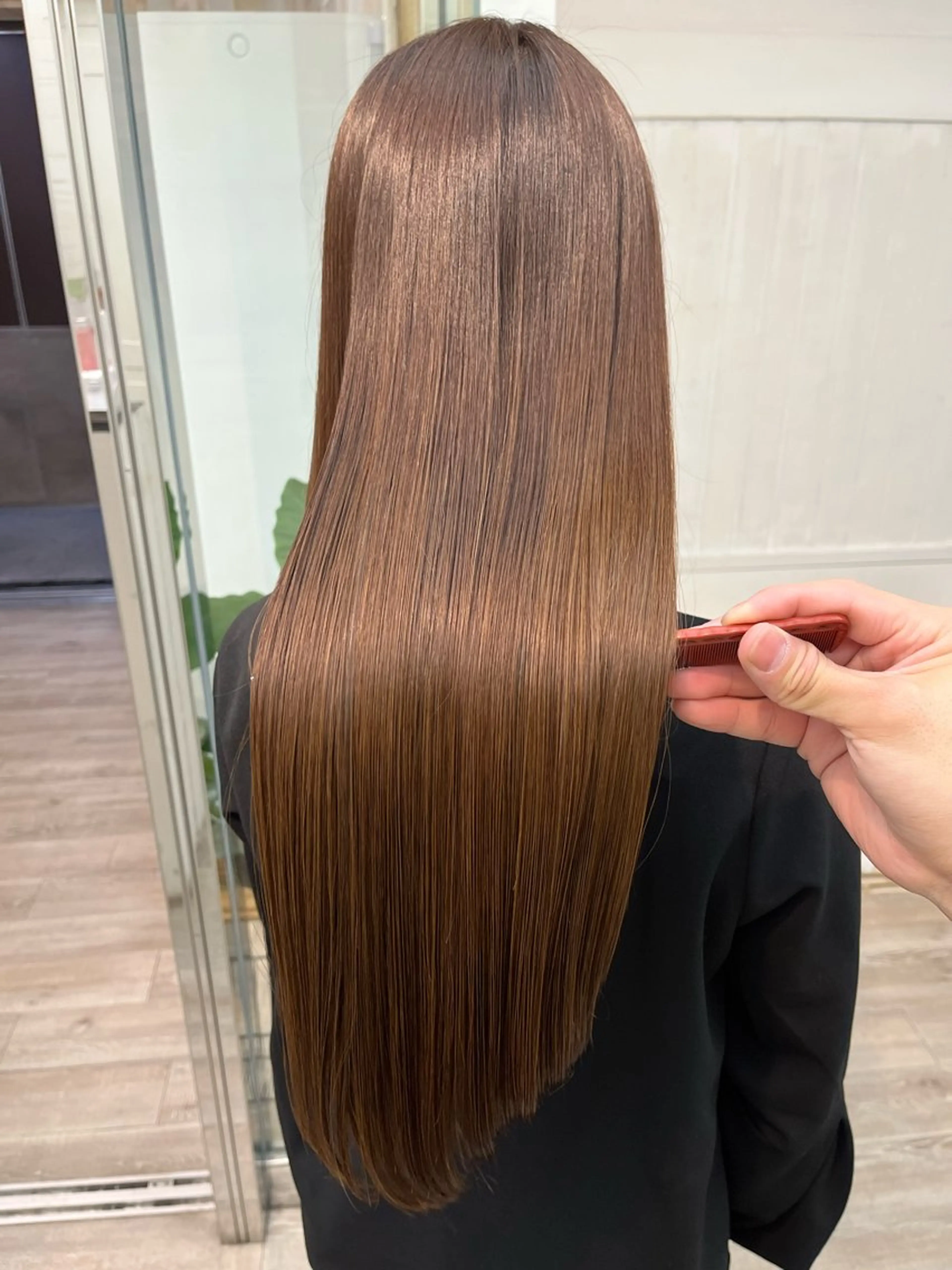 ロング カラー パーマ ヘアアレンジ ブリーチ ブラウンカラー ブリーチなしカラー 顔周りカット 髪質改善 ヘアカラー トリートメント ヘッドスパ ヘアセット ®️レイヤー/透明感 カラー/星野六三四のヘアスタイル