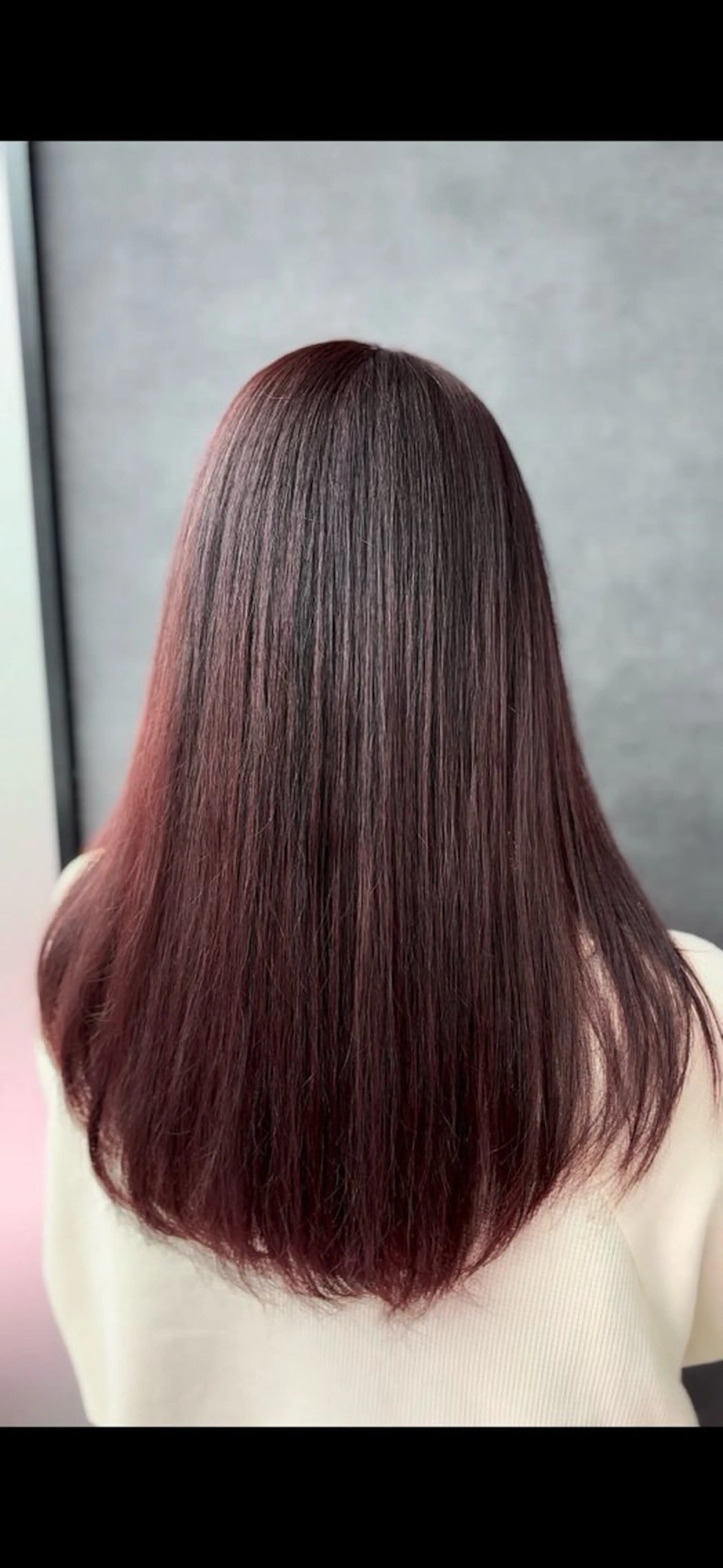 ロング カラー レッドカラー ヘアカラー Miyu's Shibuya Flag所属・ねね🦖 /ブリーチカラーのヘアスタイル