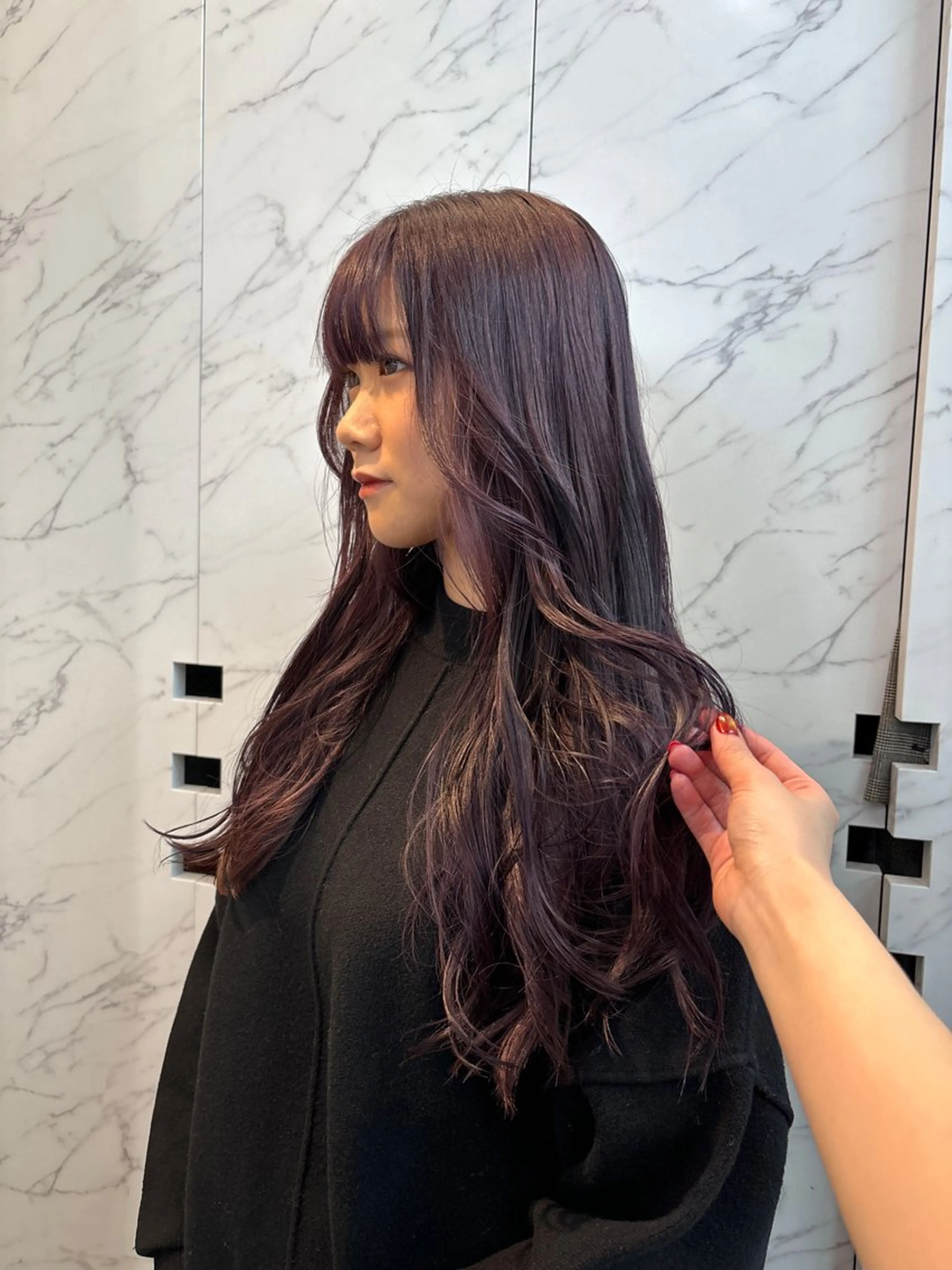 ロング miu /透明感カラーのヘアスタイル