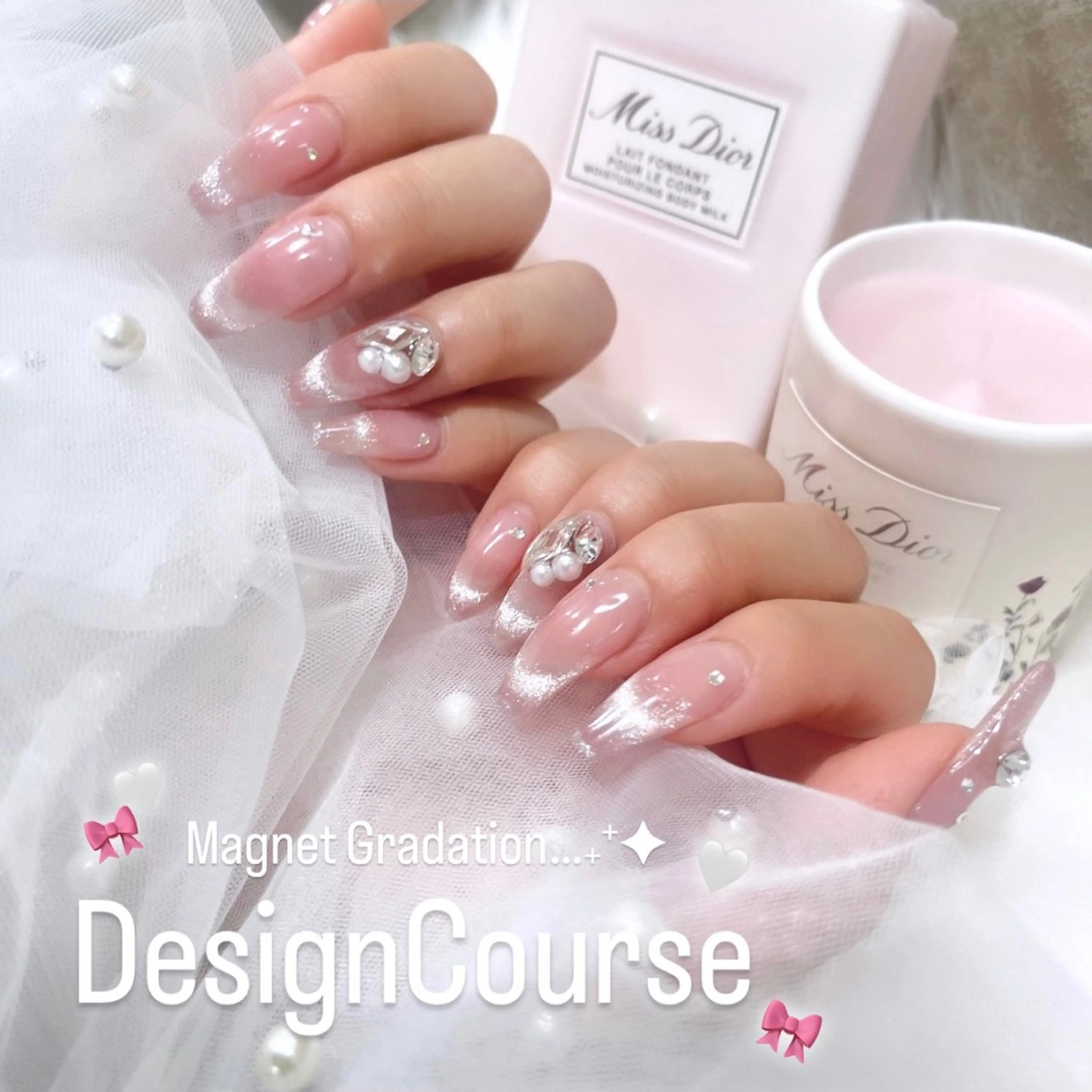 ネイル ハンドネイル 🧁fein. nana🩵のネイルデザイン