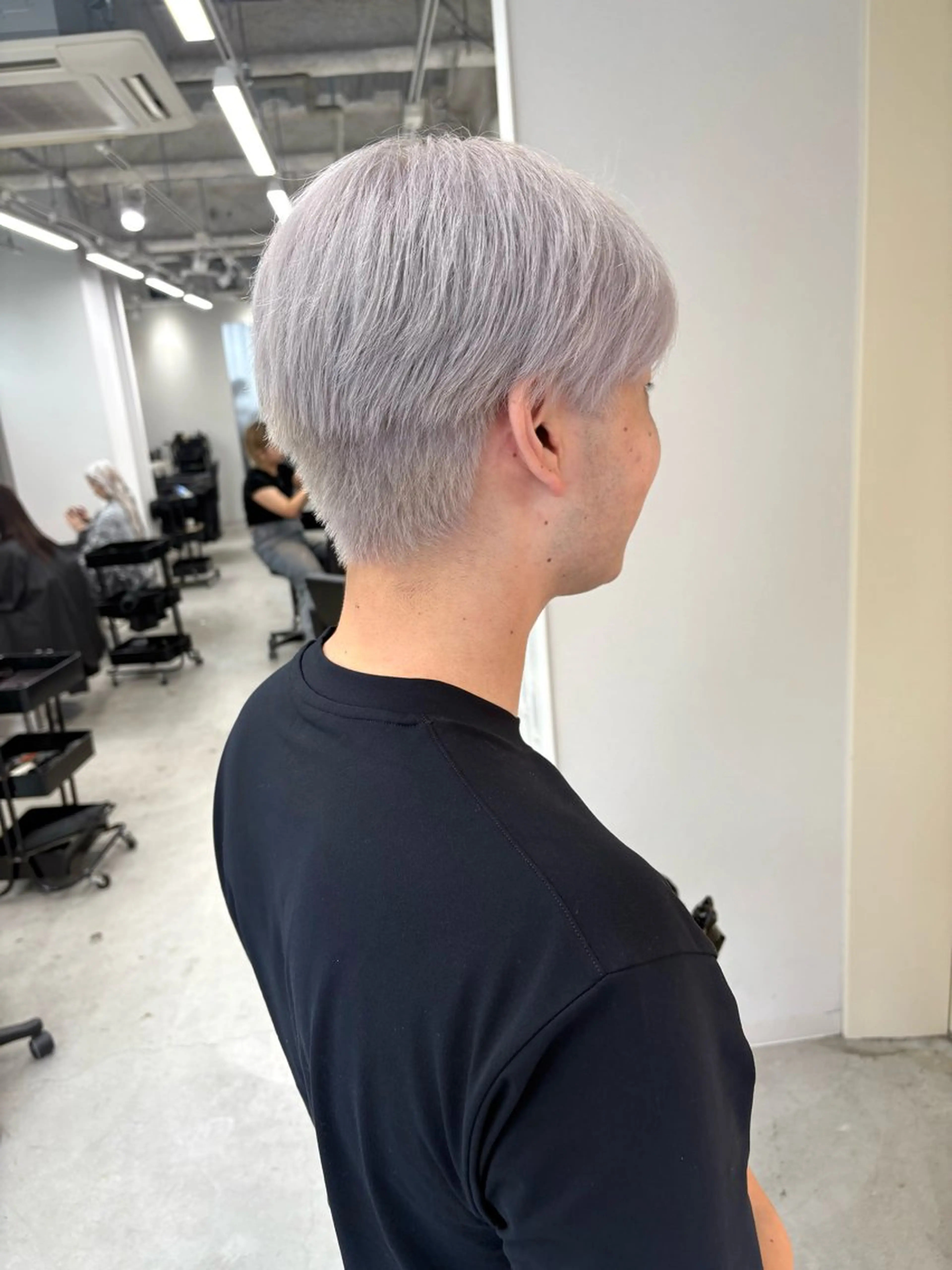 ショート カラー メンズ ハイトーン ayane💖のヘアスタイル