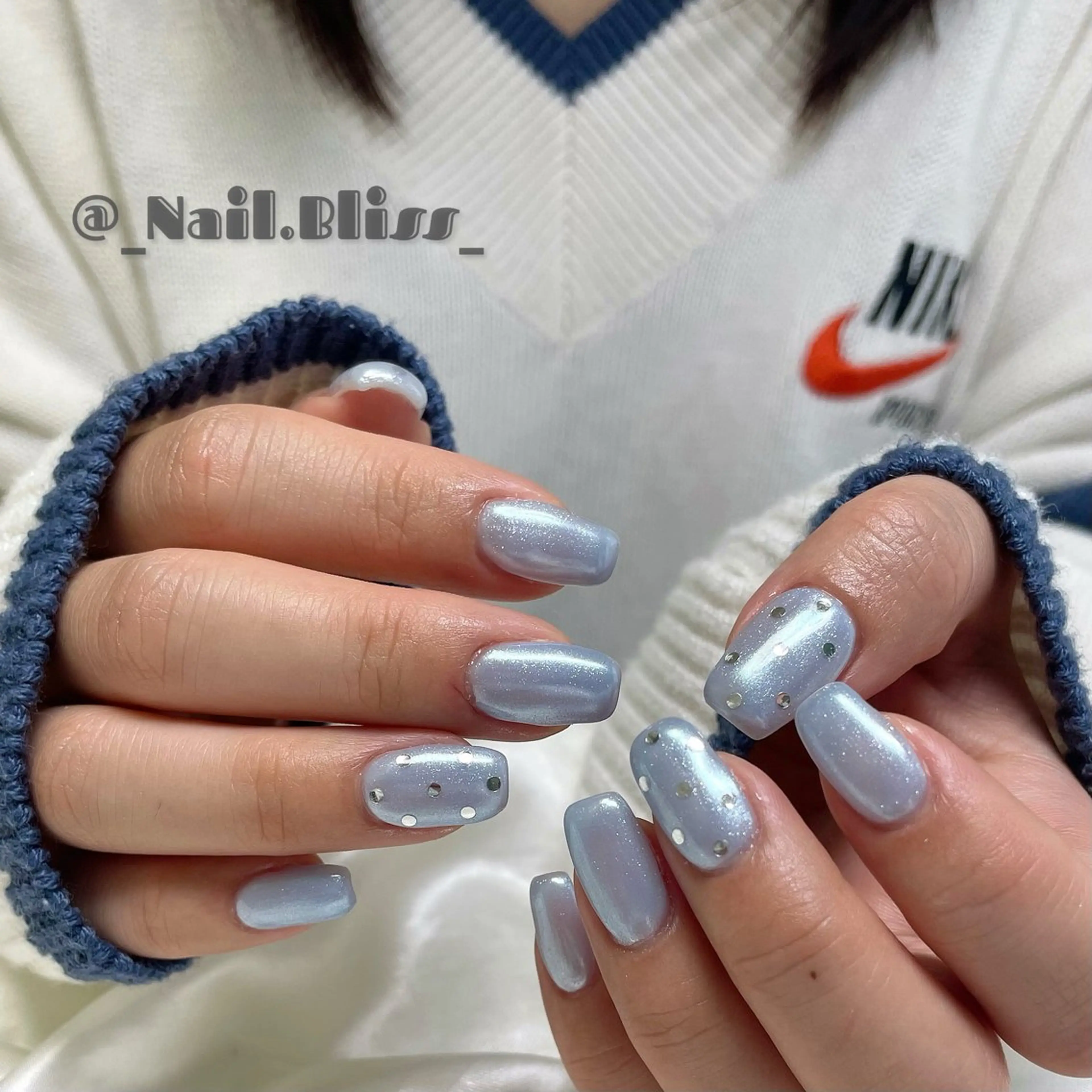 ネイル オーロラネイル ドット 氷ネイル・うるうるネイル ハンドネイル NAIL BLISSのネイルデザイン