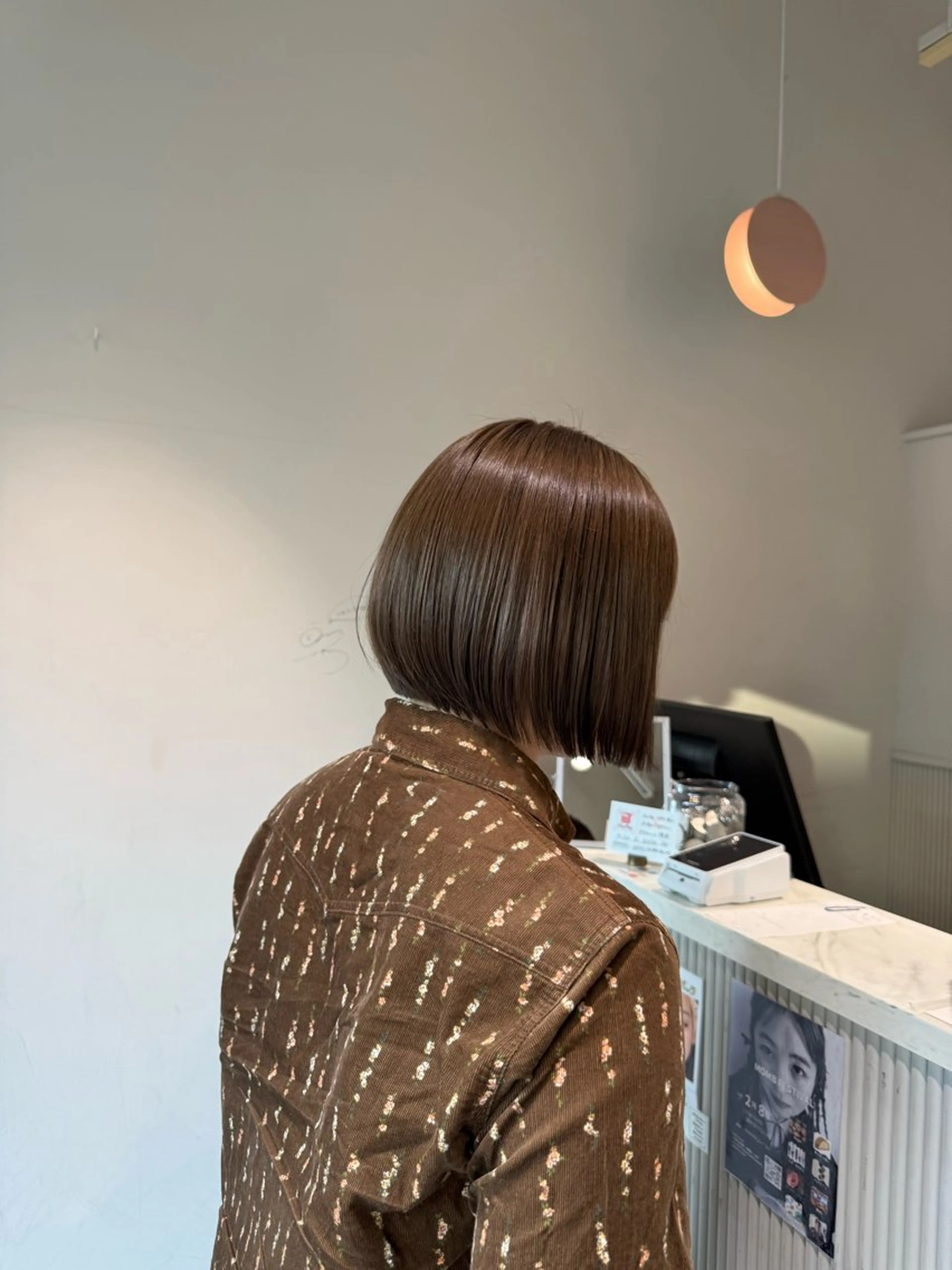 ショート ヘアカラー momb所属・暖色カラー/艶髪/ 韓国/ひなのヘアスタイル