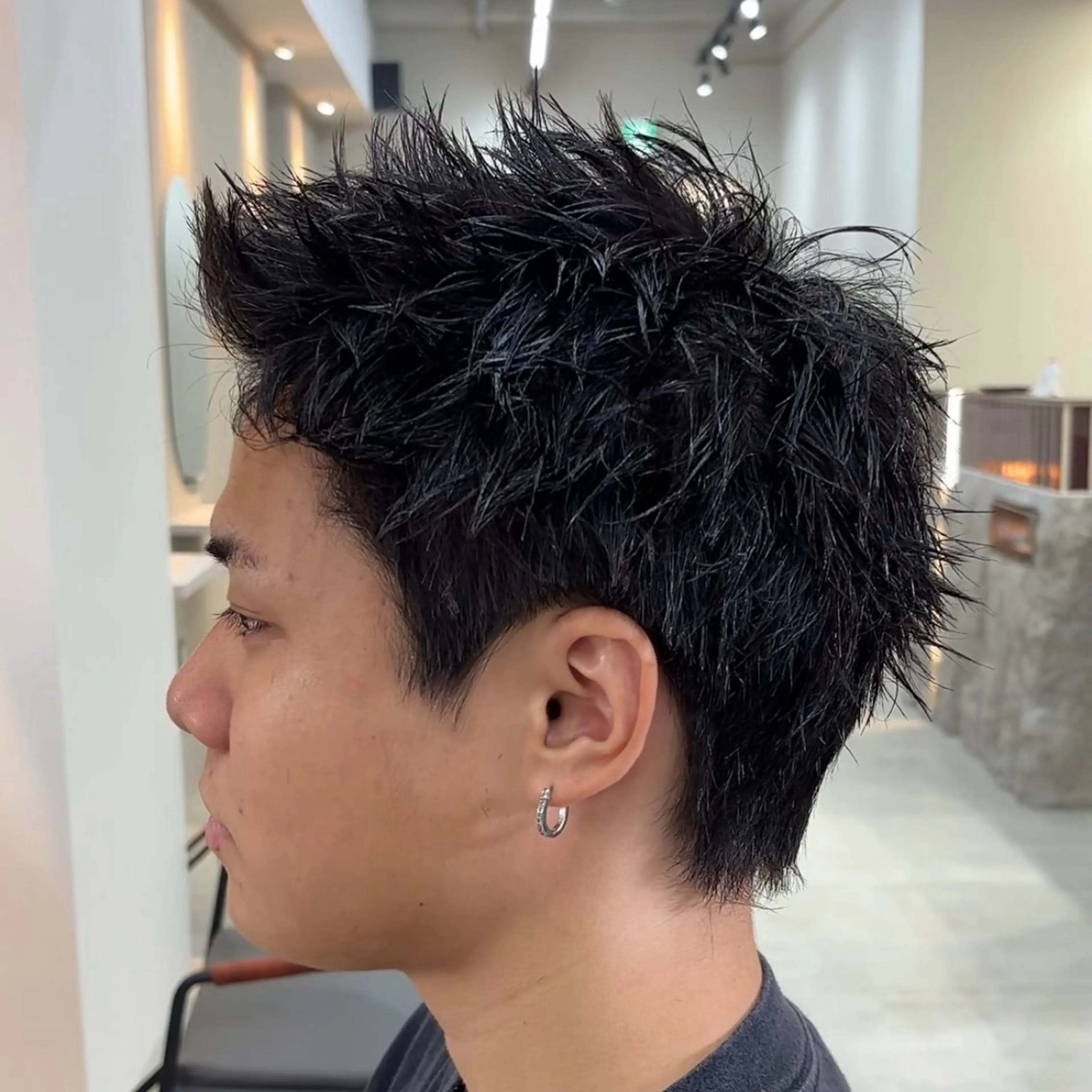 スパイキーショート+カット⚡️の写真