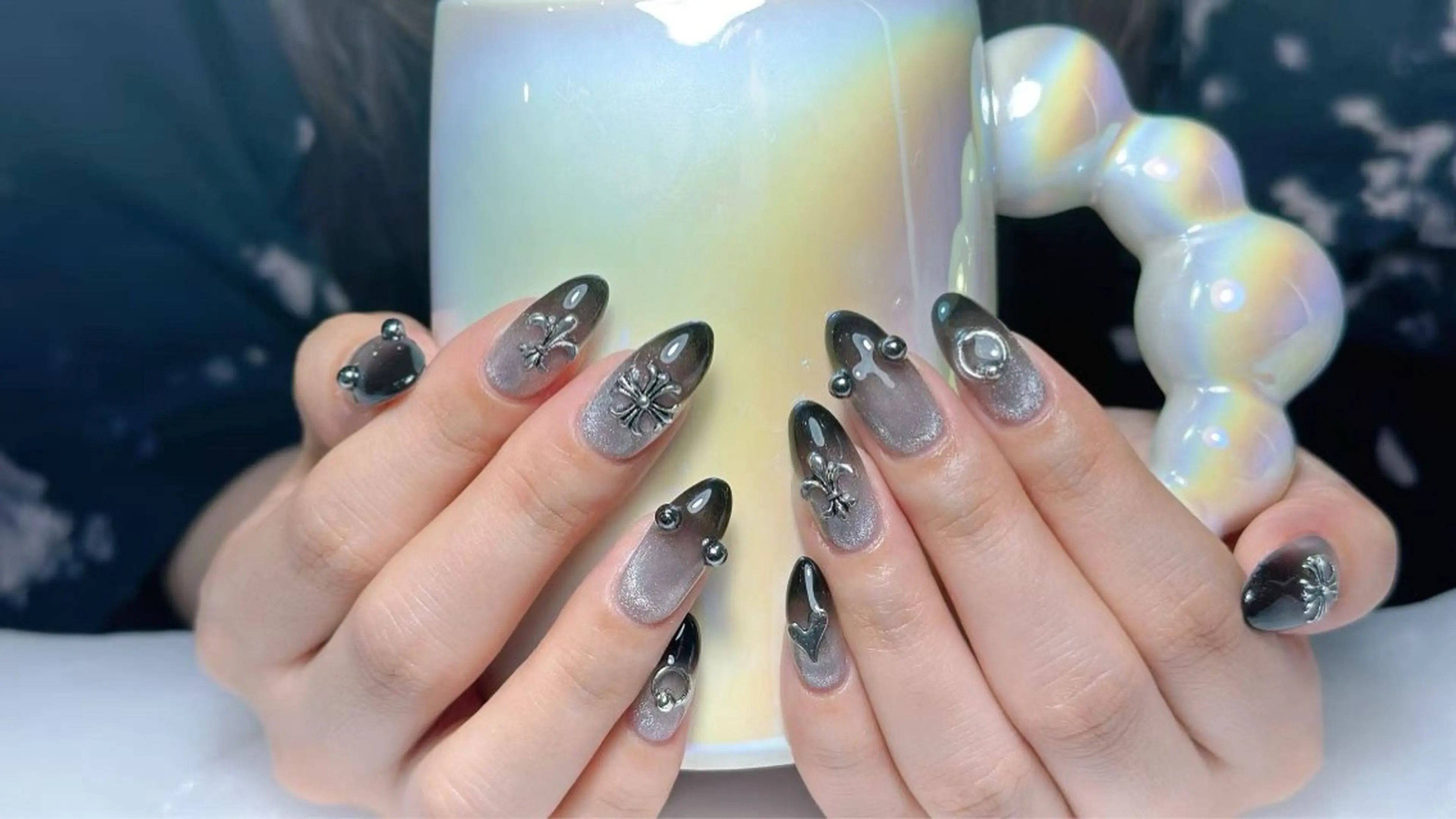 ショート 荒井 由佳のネイルデザイン