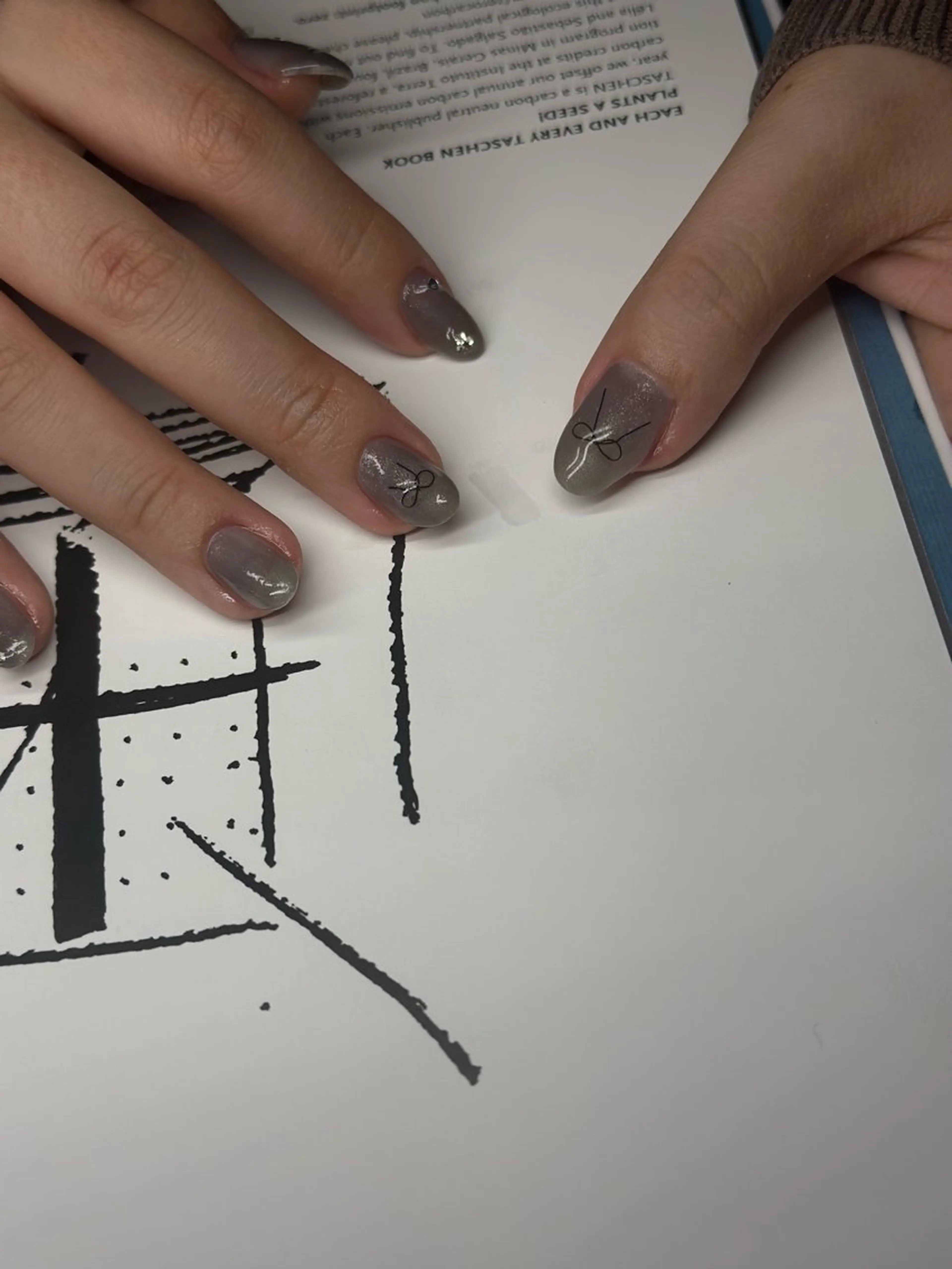 ネイル m o m o / 高岡ネイルのネイルデザイン