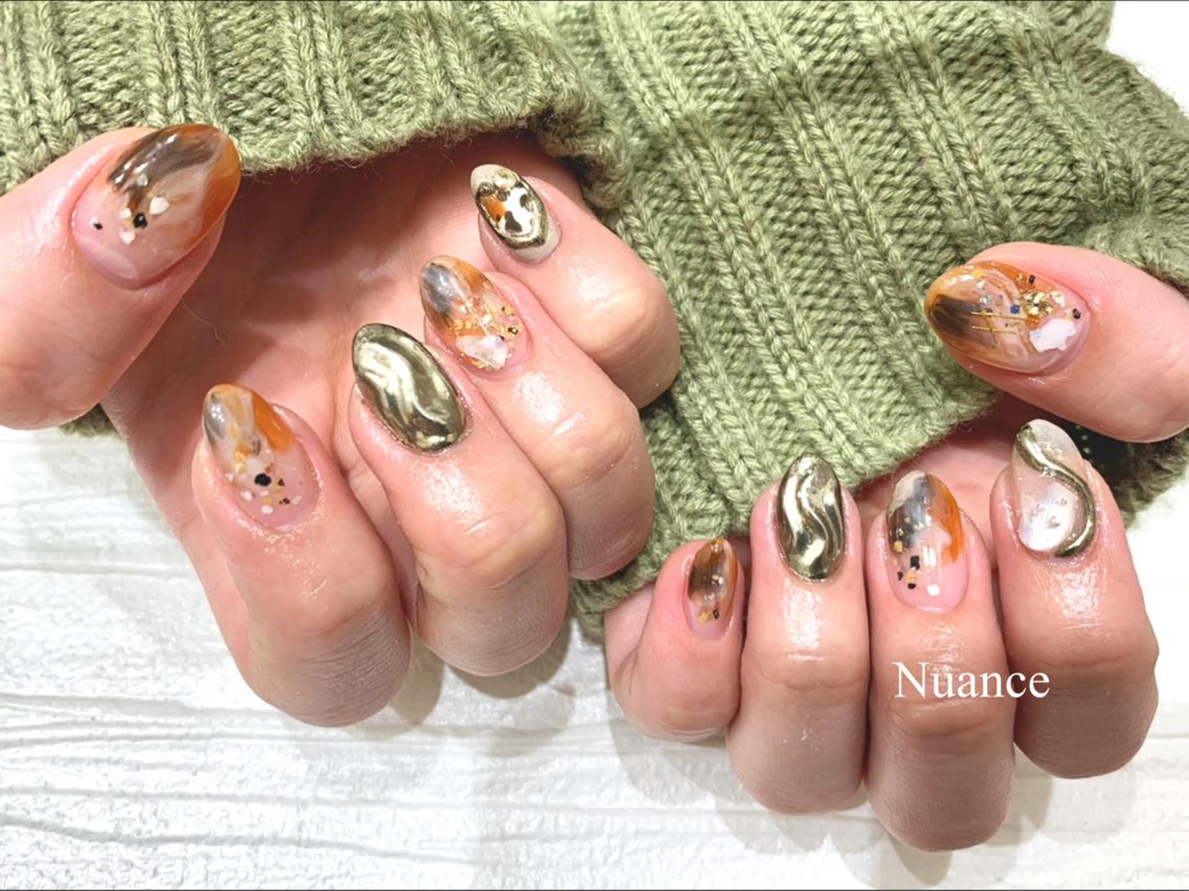 ミディアム m kaori𓃟のネイルデザイン