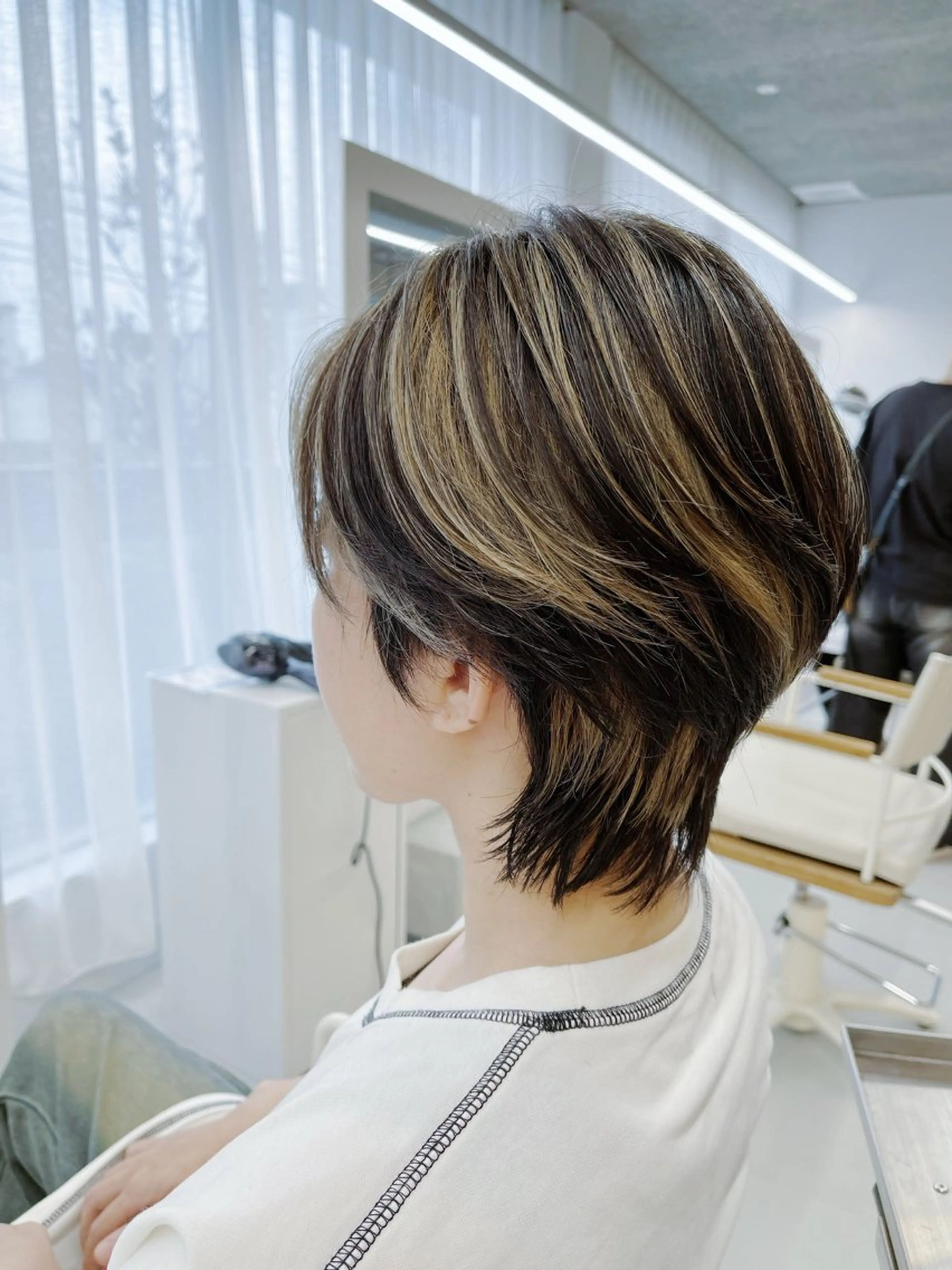 ショート 柴田泰秀sotti. 髪質改善/ブリーチのヘアスタイル