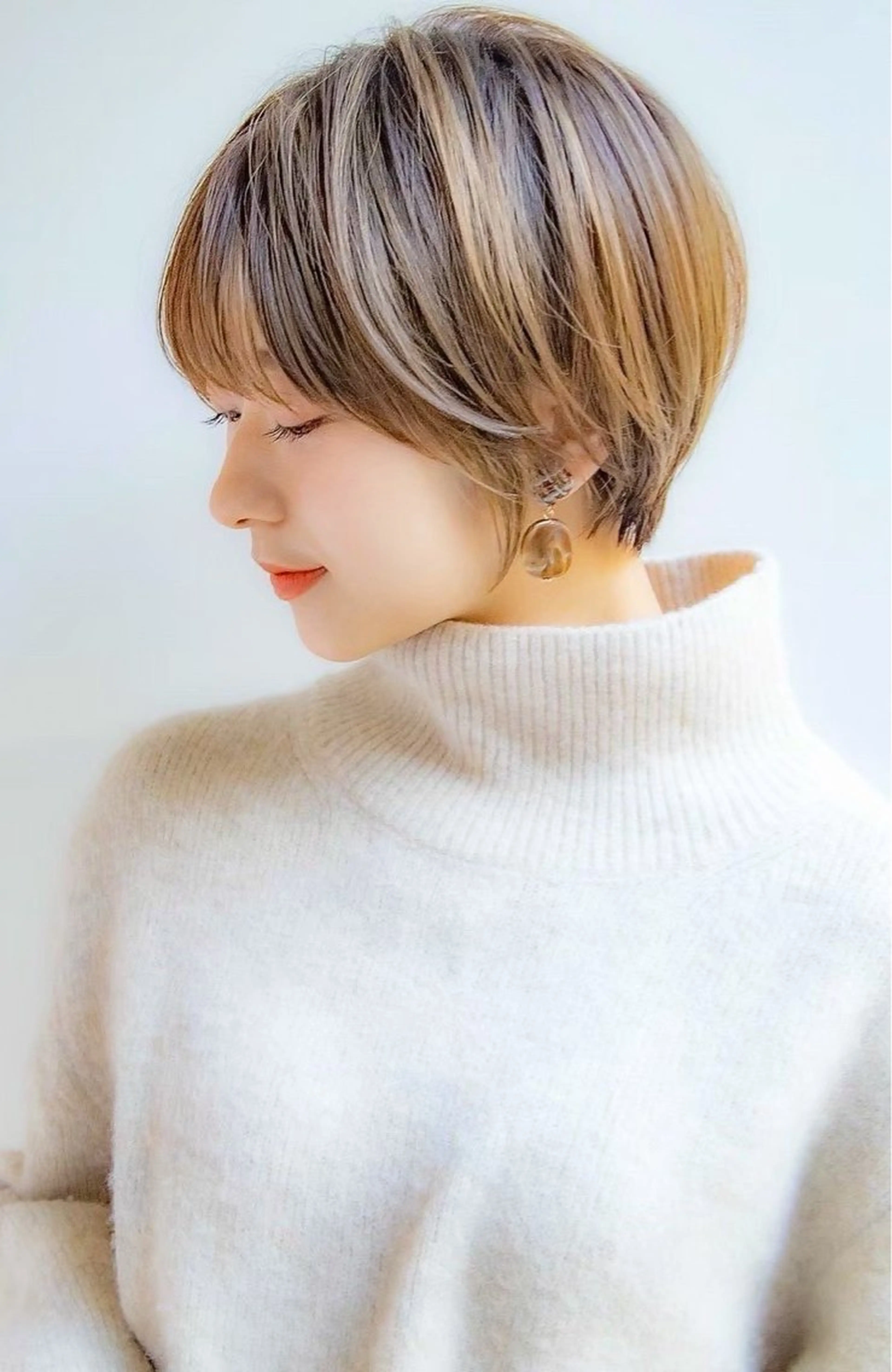 ミディアム カット ヘアカラー トリートメント Hello by Sea所属・レイヤー/艶髪/ボブ /くびれ/伊藤　勇司のヘアスタイル