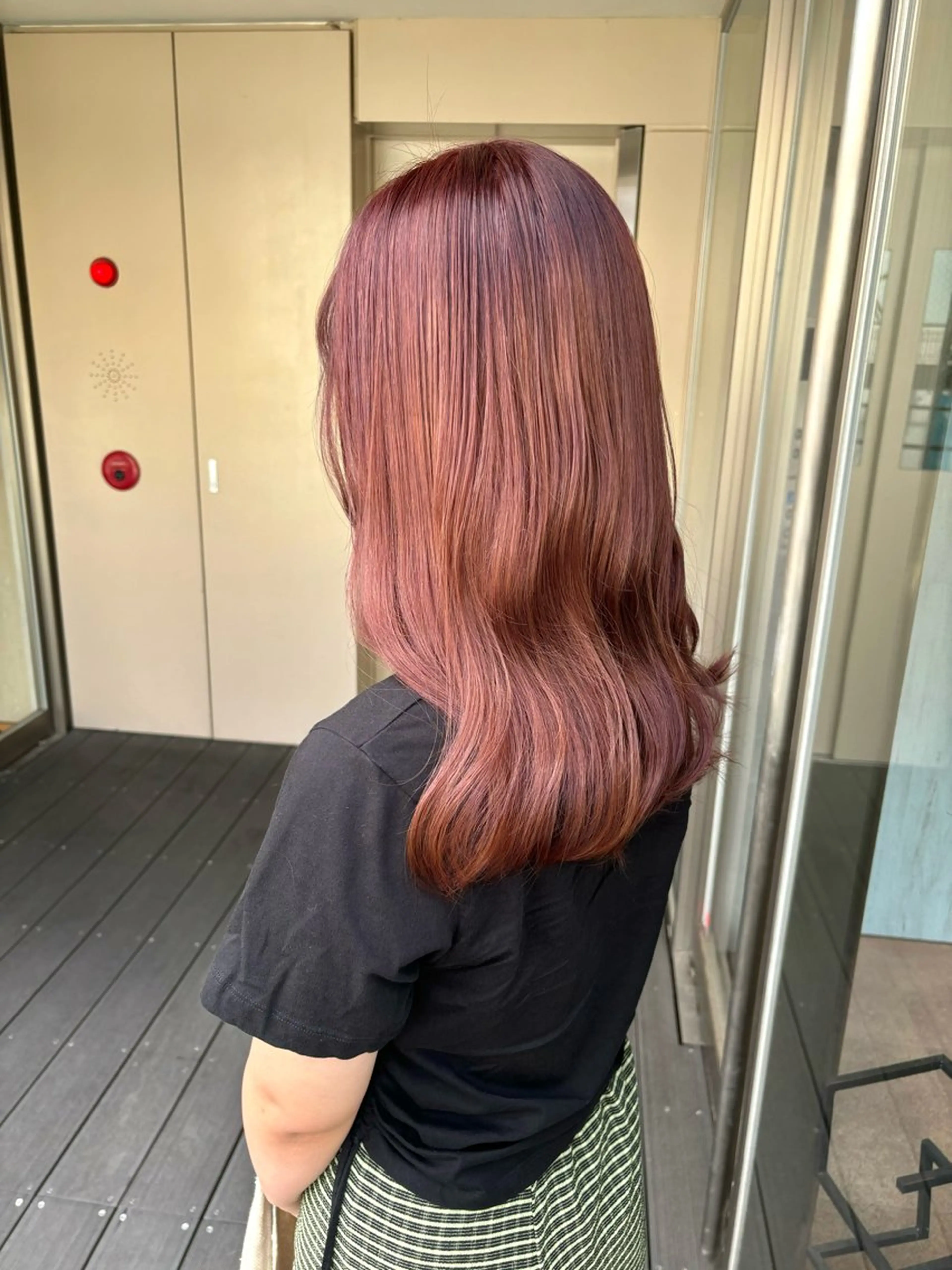 セミロング カット ヘアカラー 【髪質改善🌿】木本 志歩のヘアスタイル