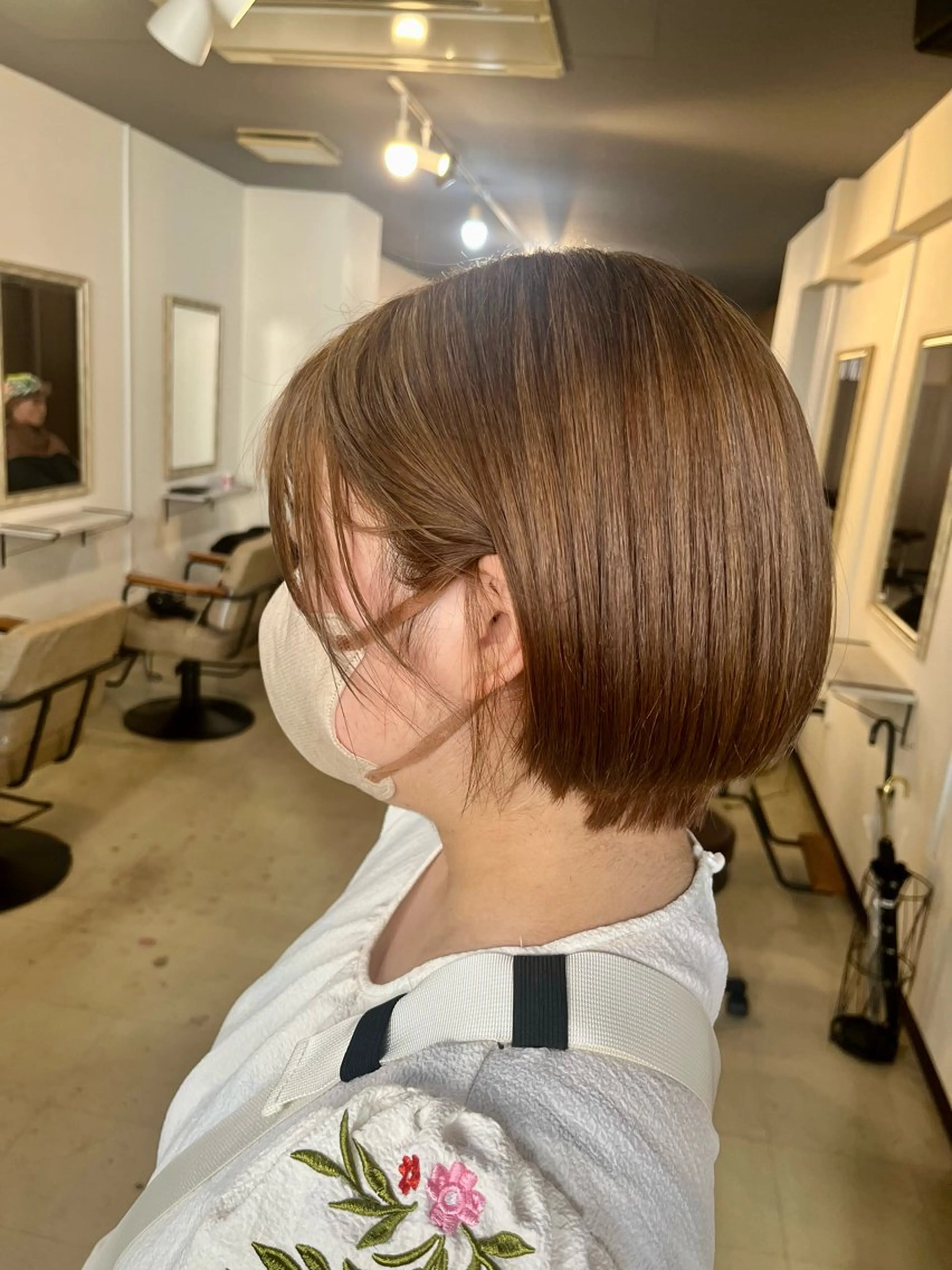 ショート カラー ハイトーンカラー ショートヘア ヘアカラー Sherry/R 三川町　山本なつみのヘアスタイル