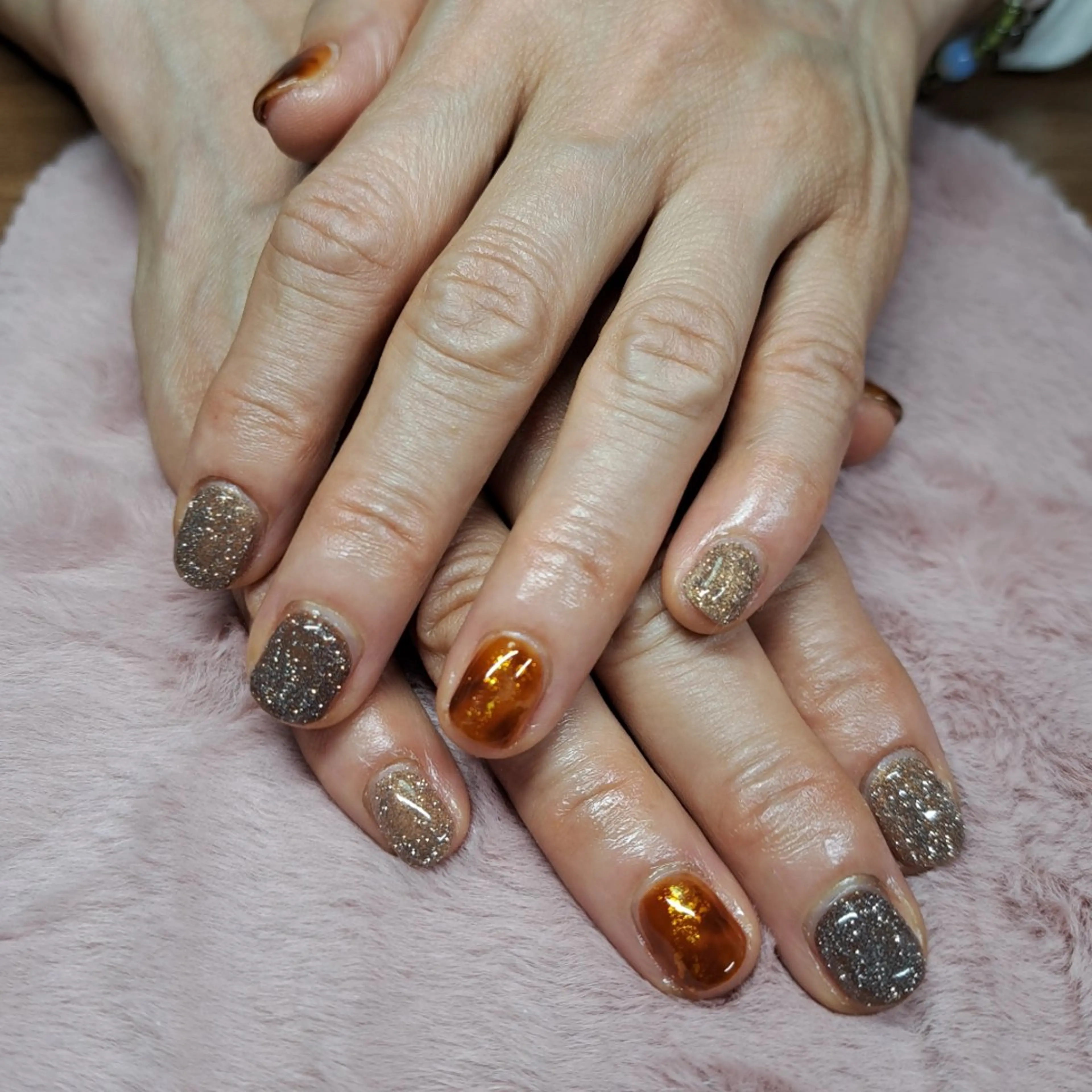 ネイル べっ甲ネイル フラッシュネイル ジェルネイル HAYASHI  Nのネイルデザイン