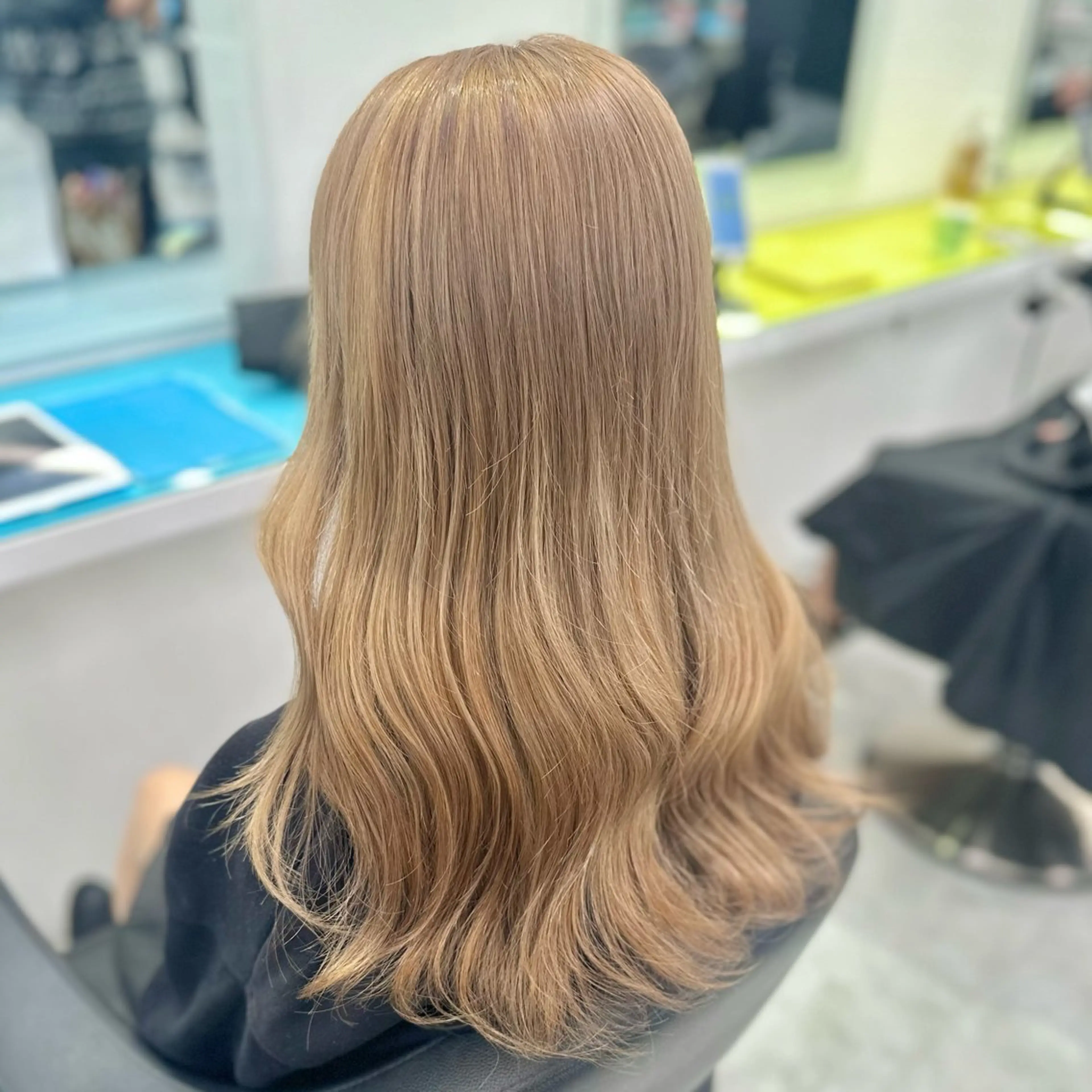 ミディアム カラー 🎀🧁ダメージレス 艶髪カラー🧁🎀のヘアスタイル