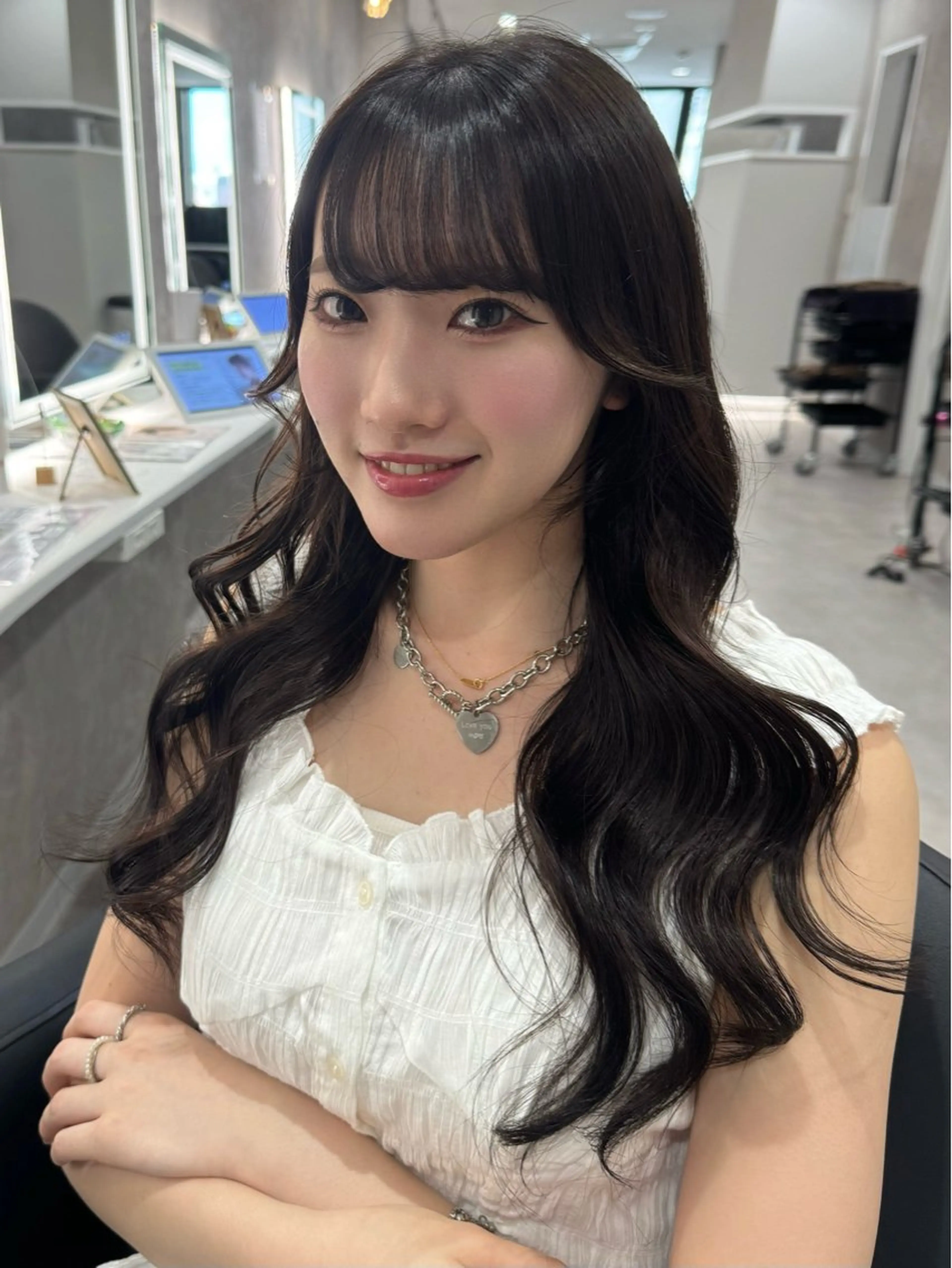 ミディアム カラー ヘアアレンジ カット ヘアカラー トリートメント 最新艶髪トレンド￤ ヘア￤miyu🐒♡のヘアスタイル