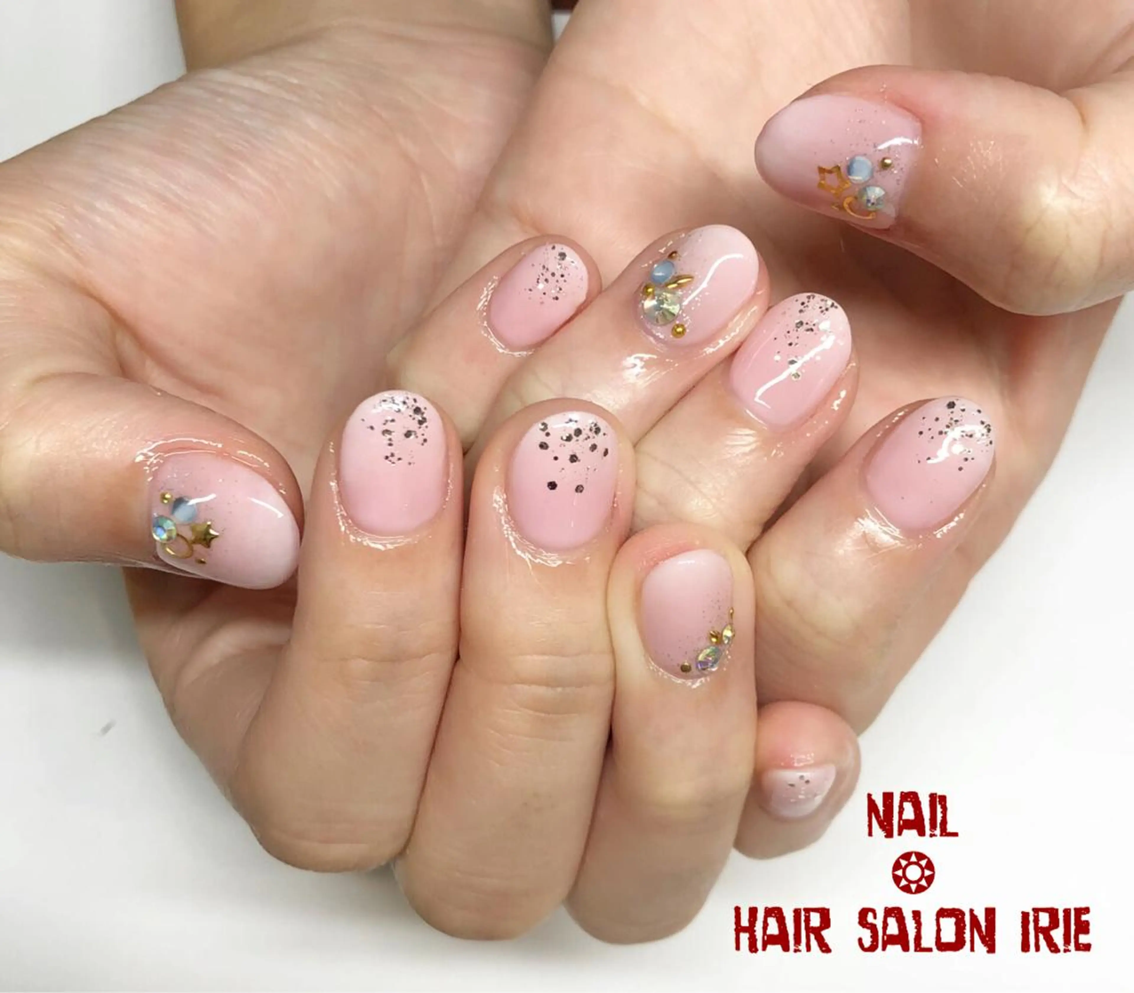 ネイル Hair salon Irie所属・與儀 知佳のネイルデザイン