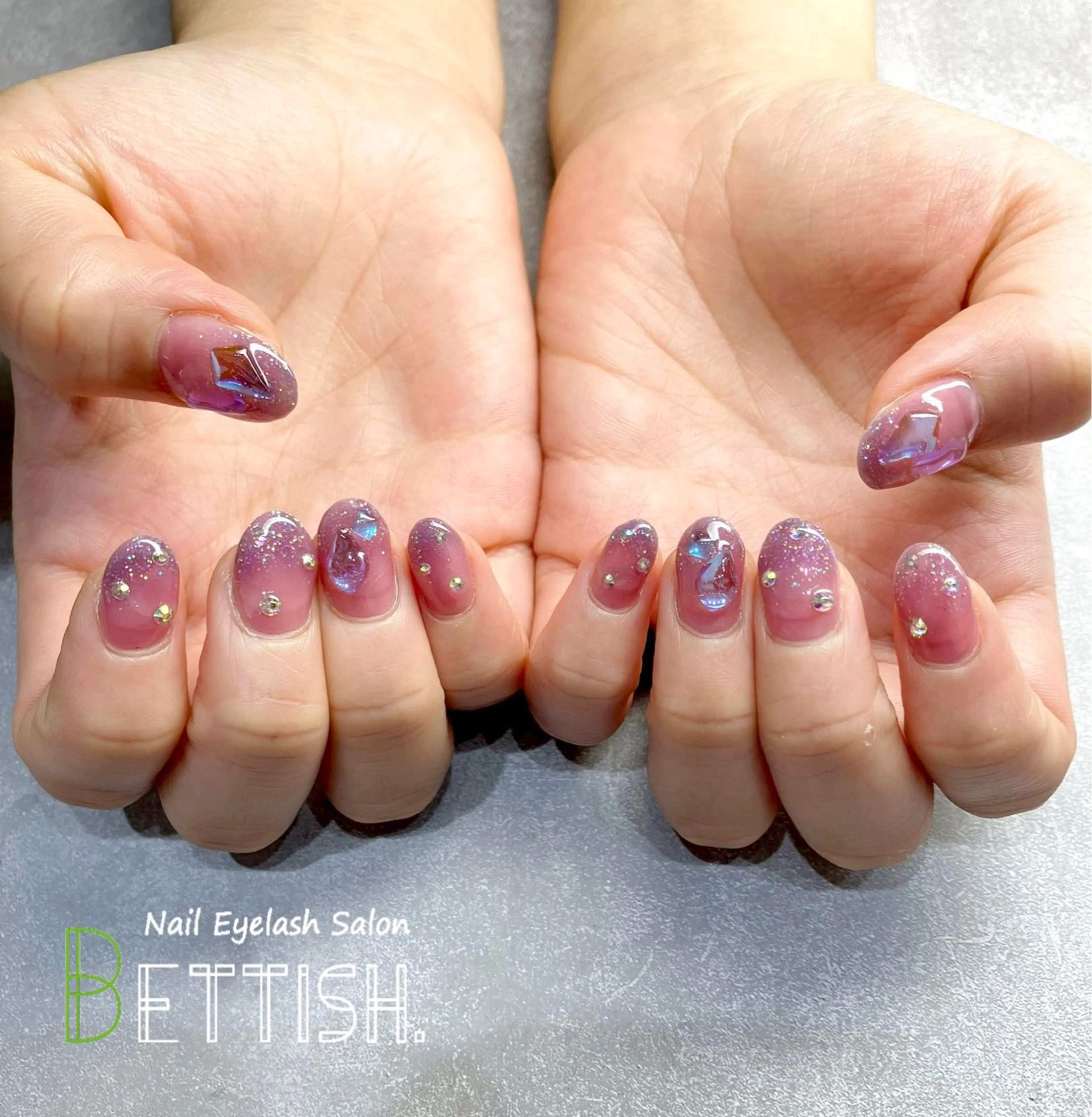 ネイル ラメ(グリッター) ピンク パープル ハンドネイル BETTISH. KUMIKO☺︎︎のネイルデザイン