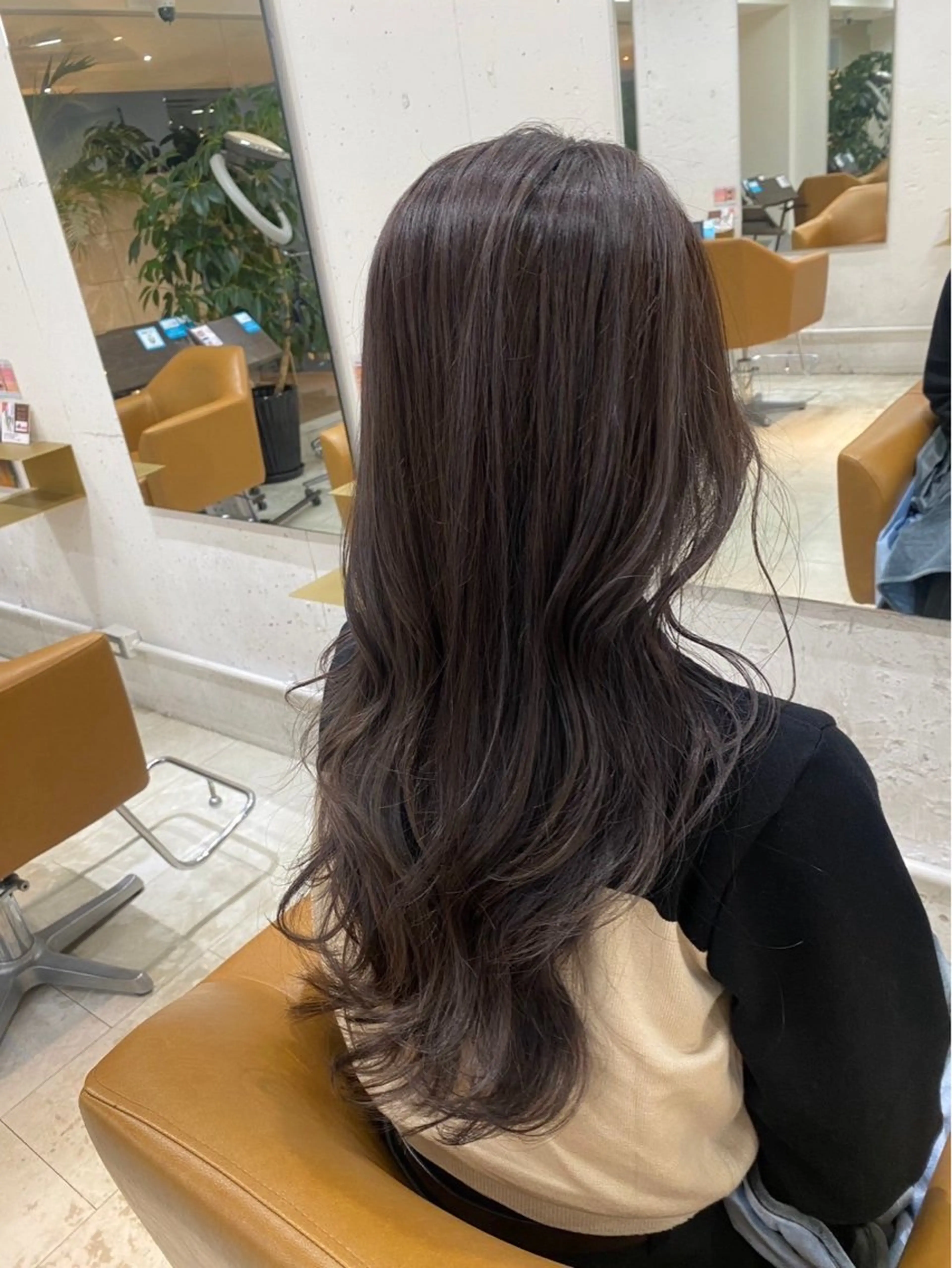 カラー 長見 真心のヘアスタイル