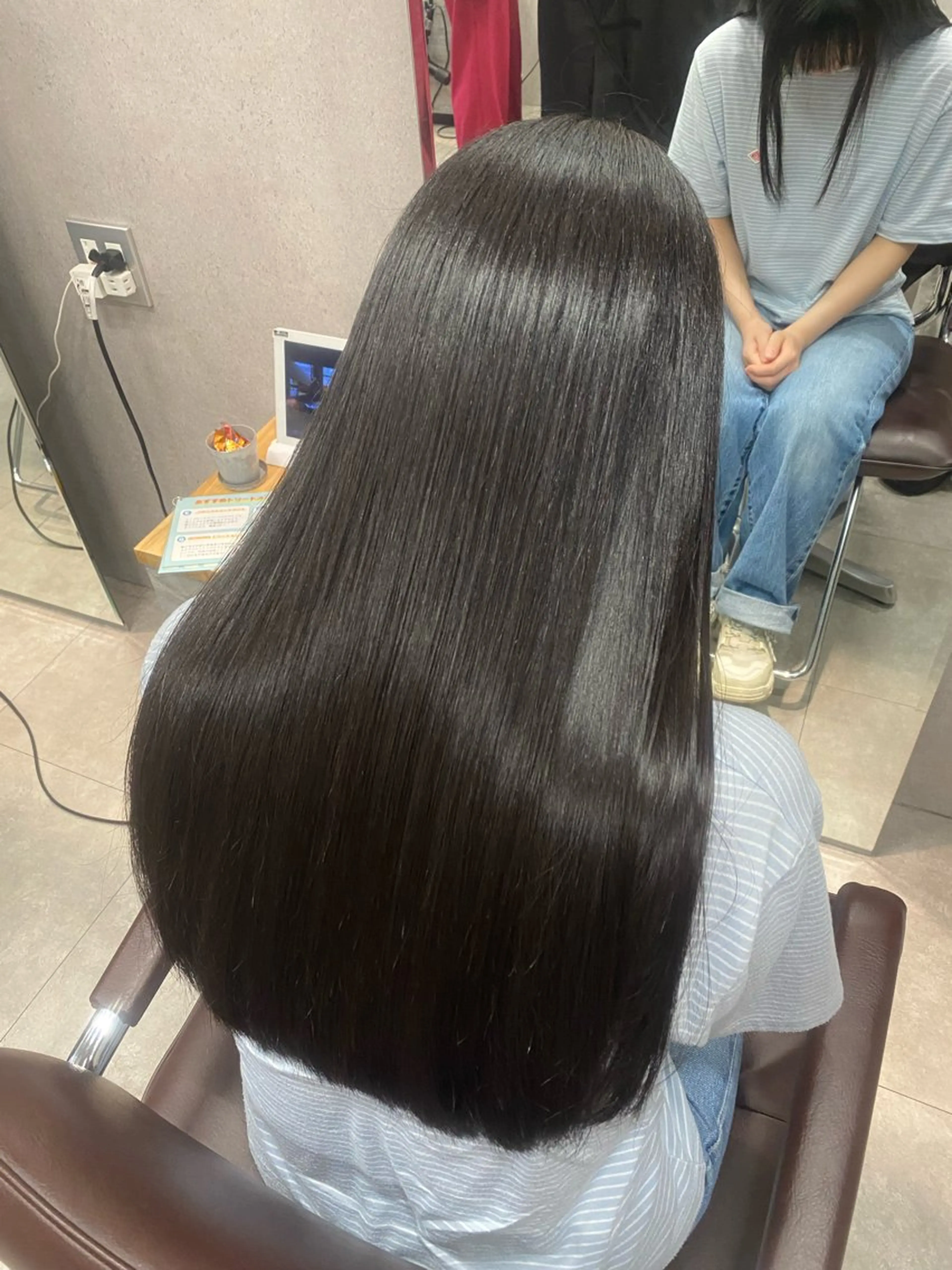 ロング トリートメント 髪質改善＆トリートメント over hair所沢店所属・韓国風/レイヤー/ 𝑵𝒂𝒏𝒂🩶のヘアスタイル