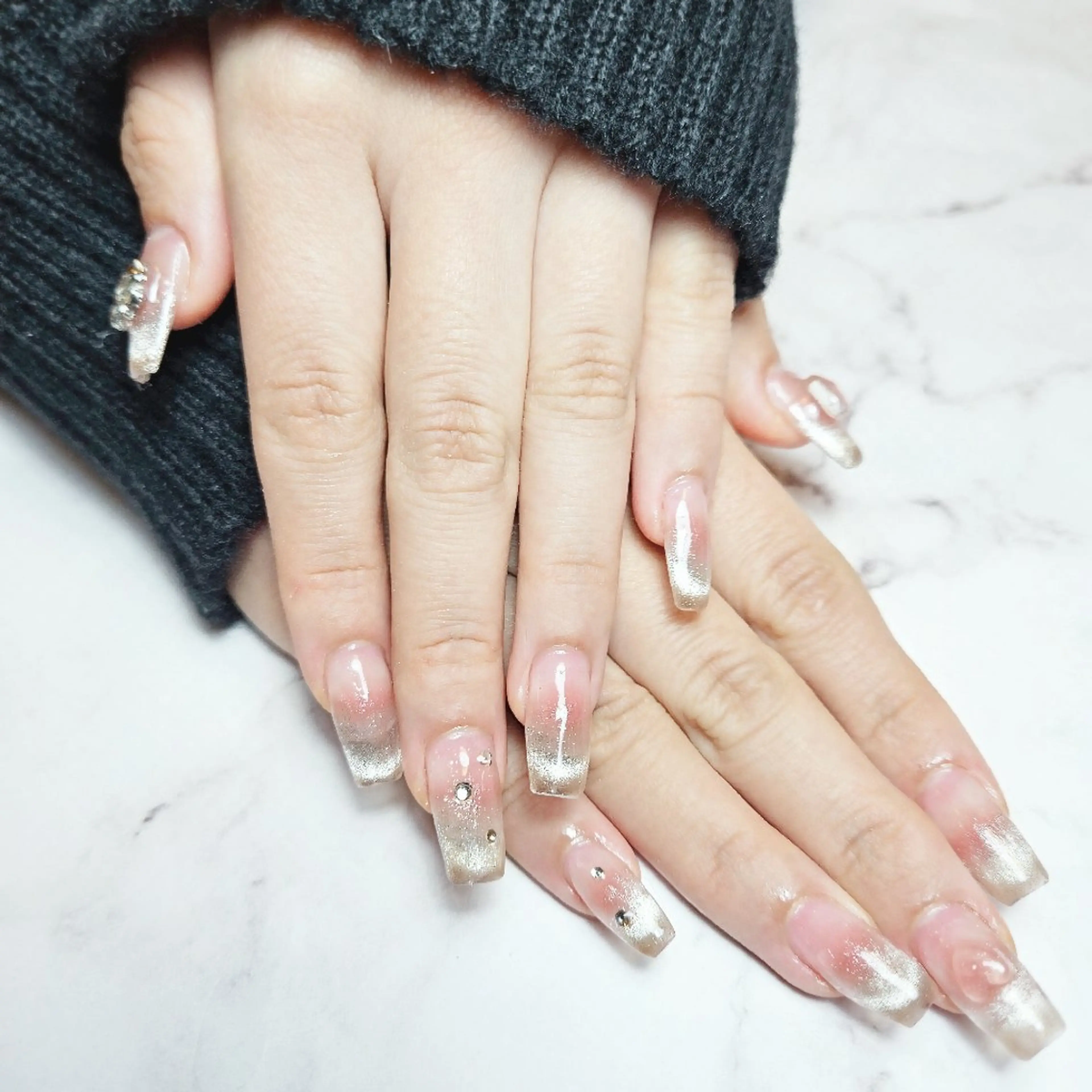 ネイル 🌈Yun nail hyejin💋のネイルデザイン