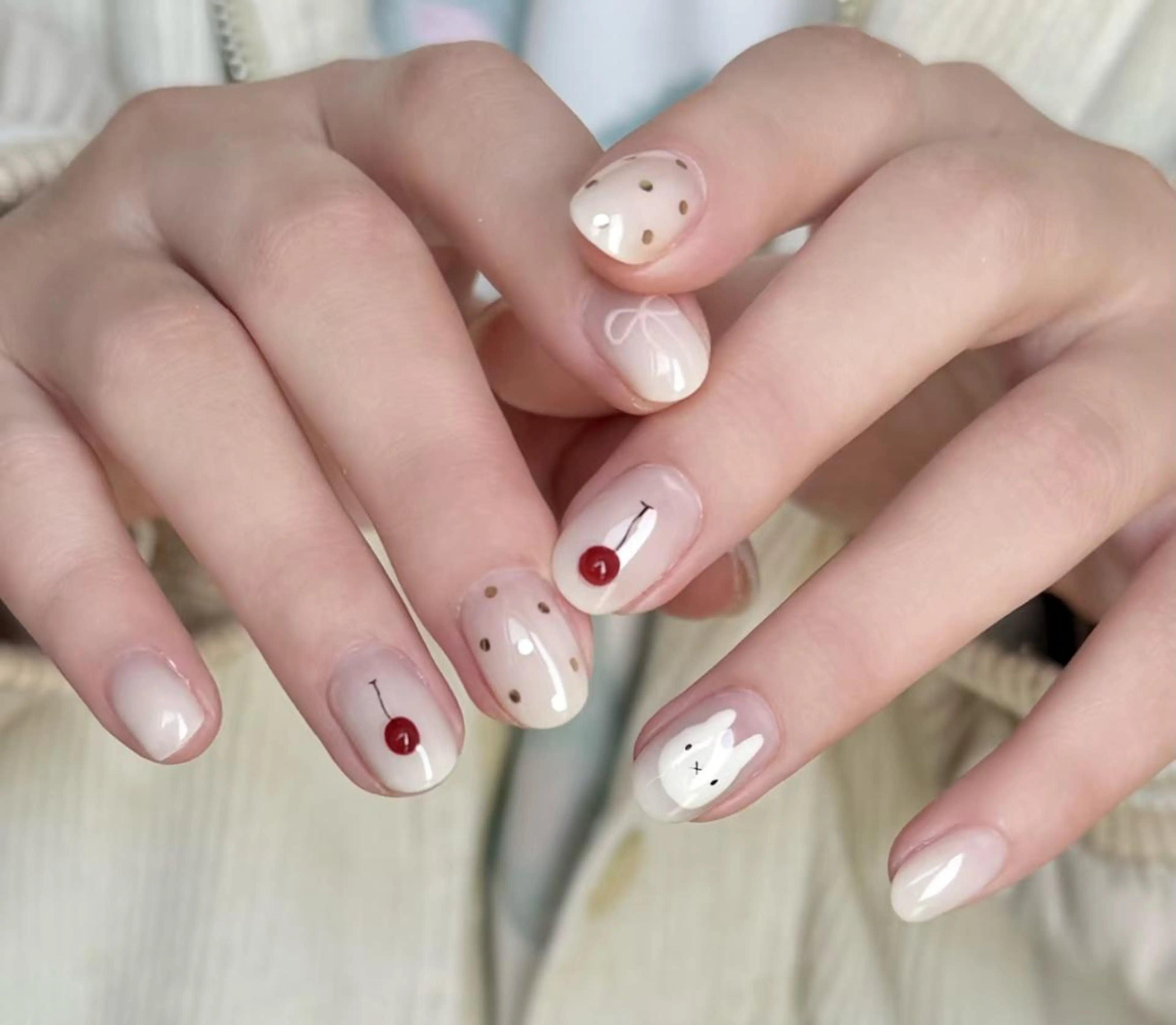 ネイル ハンドネイル 🎀 Ayaka_nailのネイルデザイン