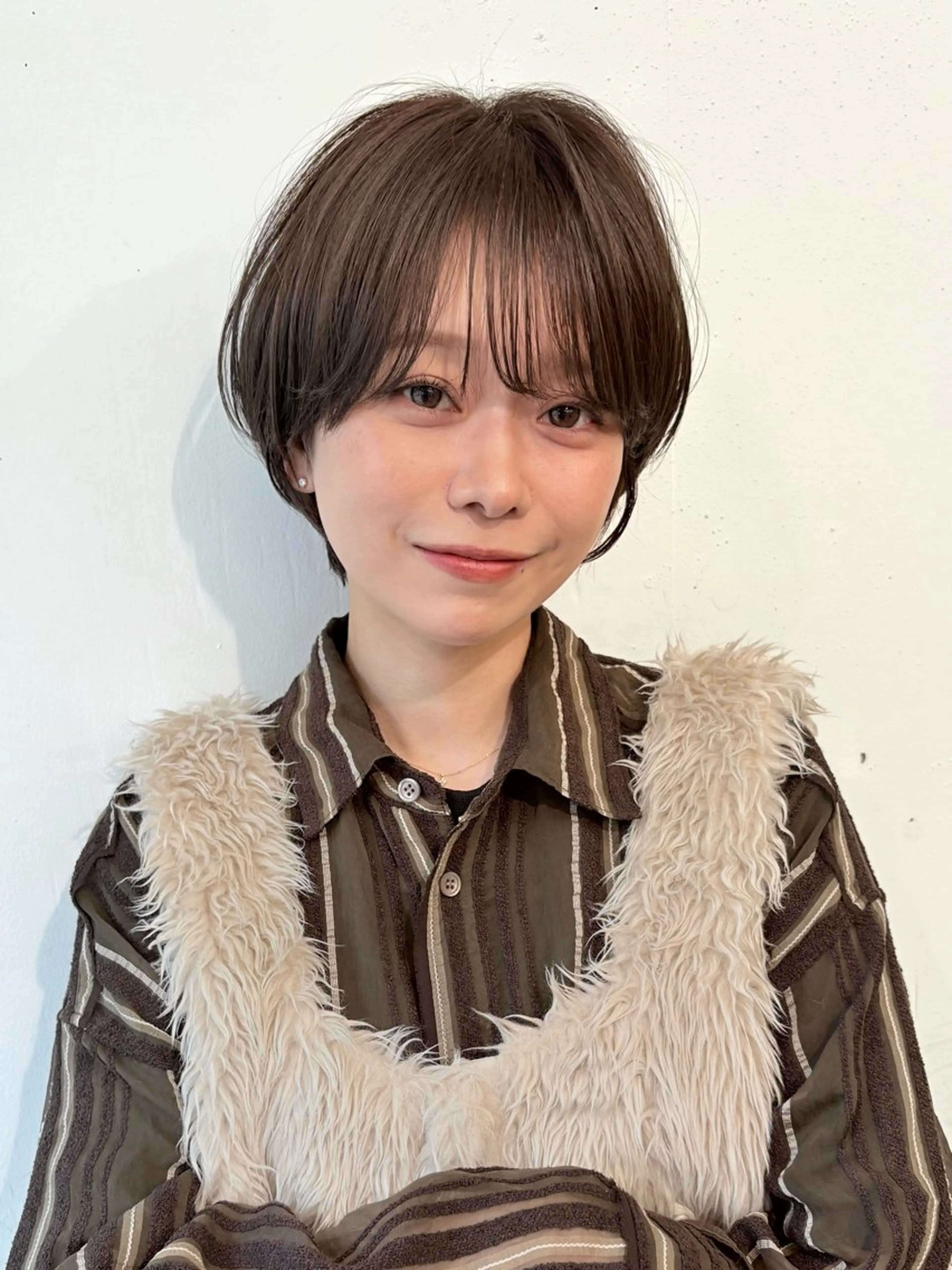 ショート カラー 丸みショート ブラウンカラー チョコレートブラウン ショートヘア カット ヘアカラー トリートメント ハイライト/ショート /ボブ/RYOHEIのヘアスタイル