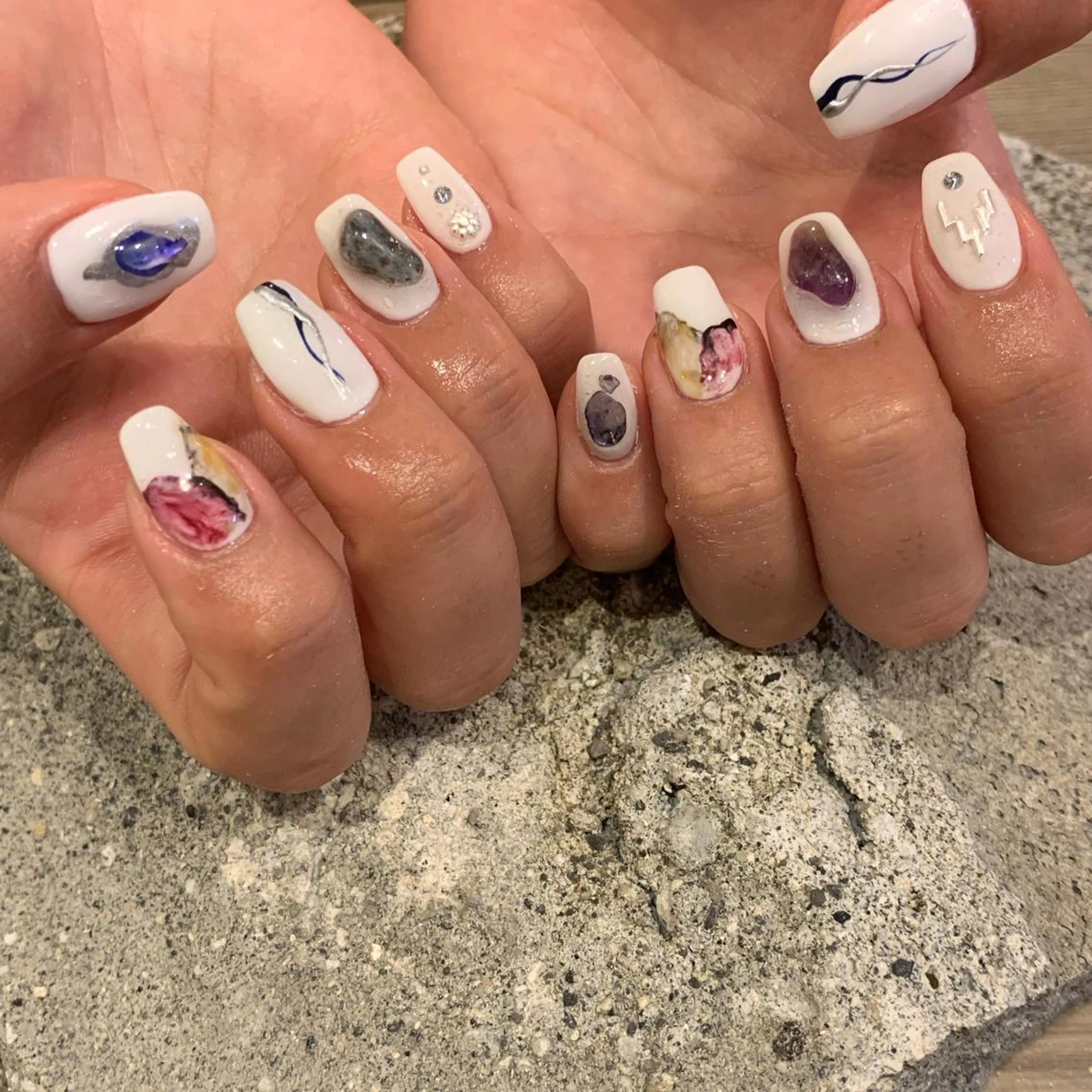 ネイル ハンドネイル revia所属・ERI Nailistのネイルデザイン