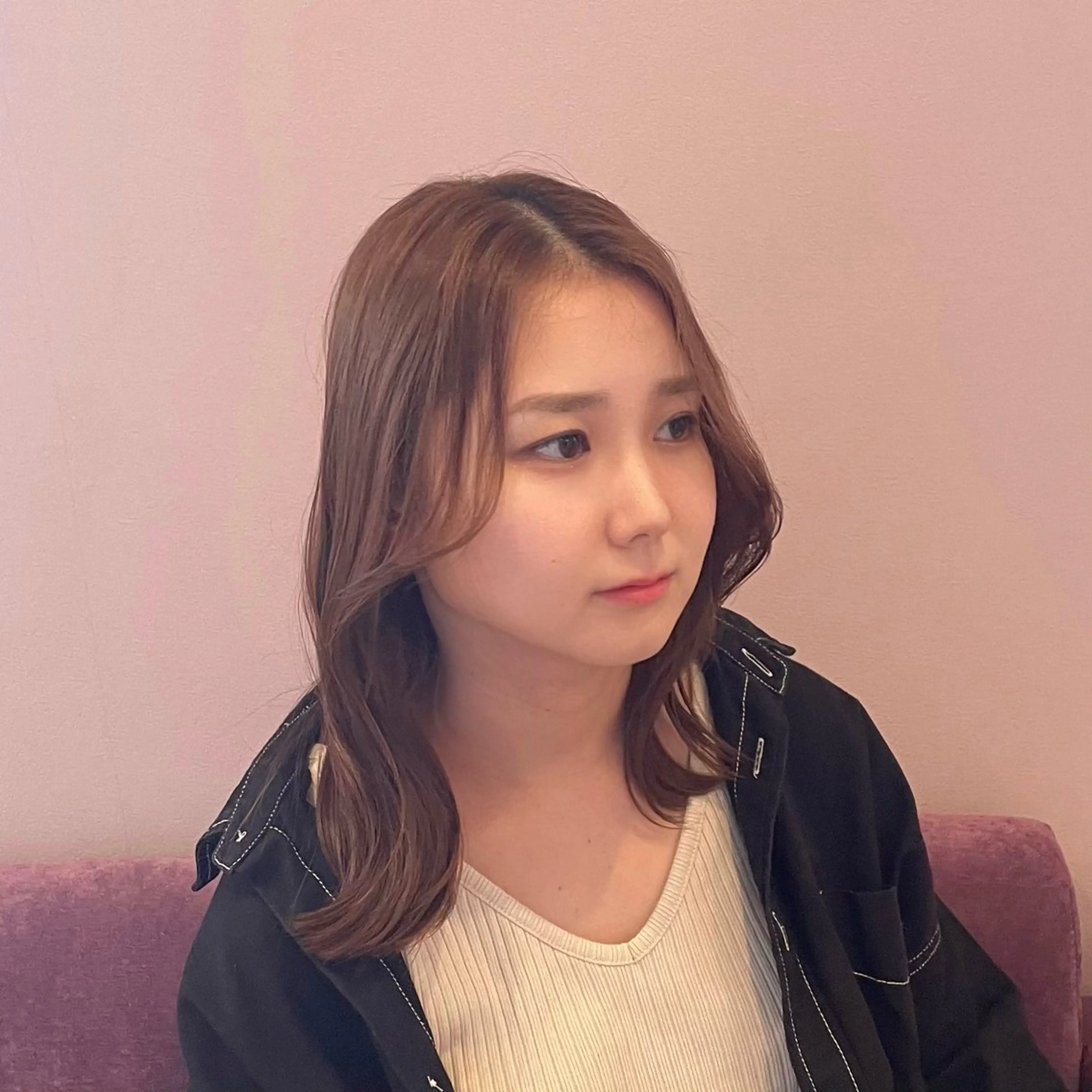 ミディアム 夏向/ハイトーン /パーマのヘアスタイル