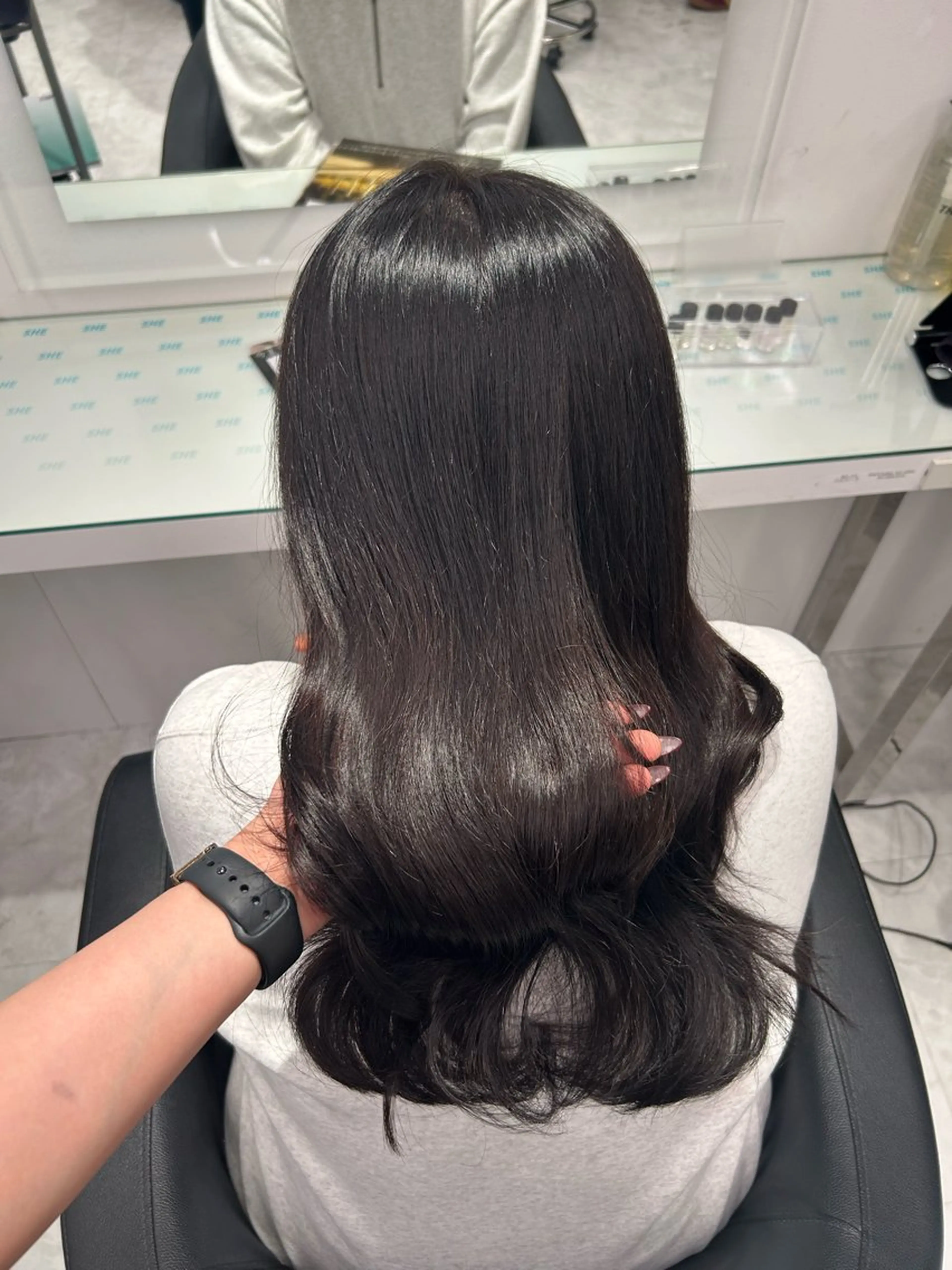 セミロング 🤍大人っぽ韓国暗髪 🤍Asuka🤍のヘアスタイル