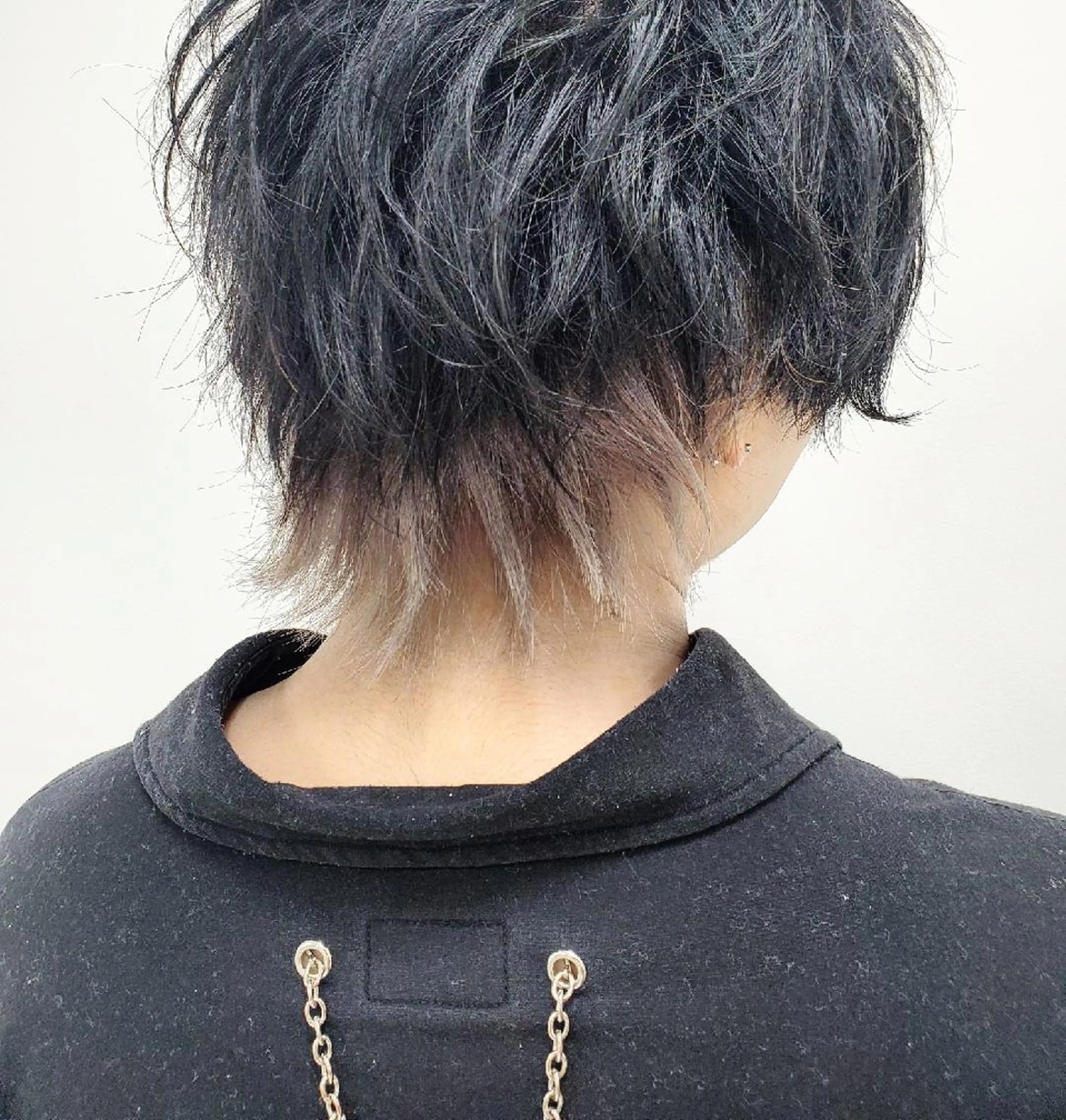 メンズ メンズインナーカラー 倉持 龍歩のヘアスタイル