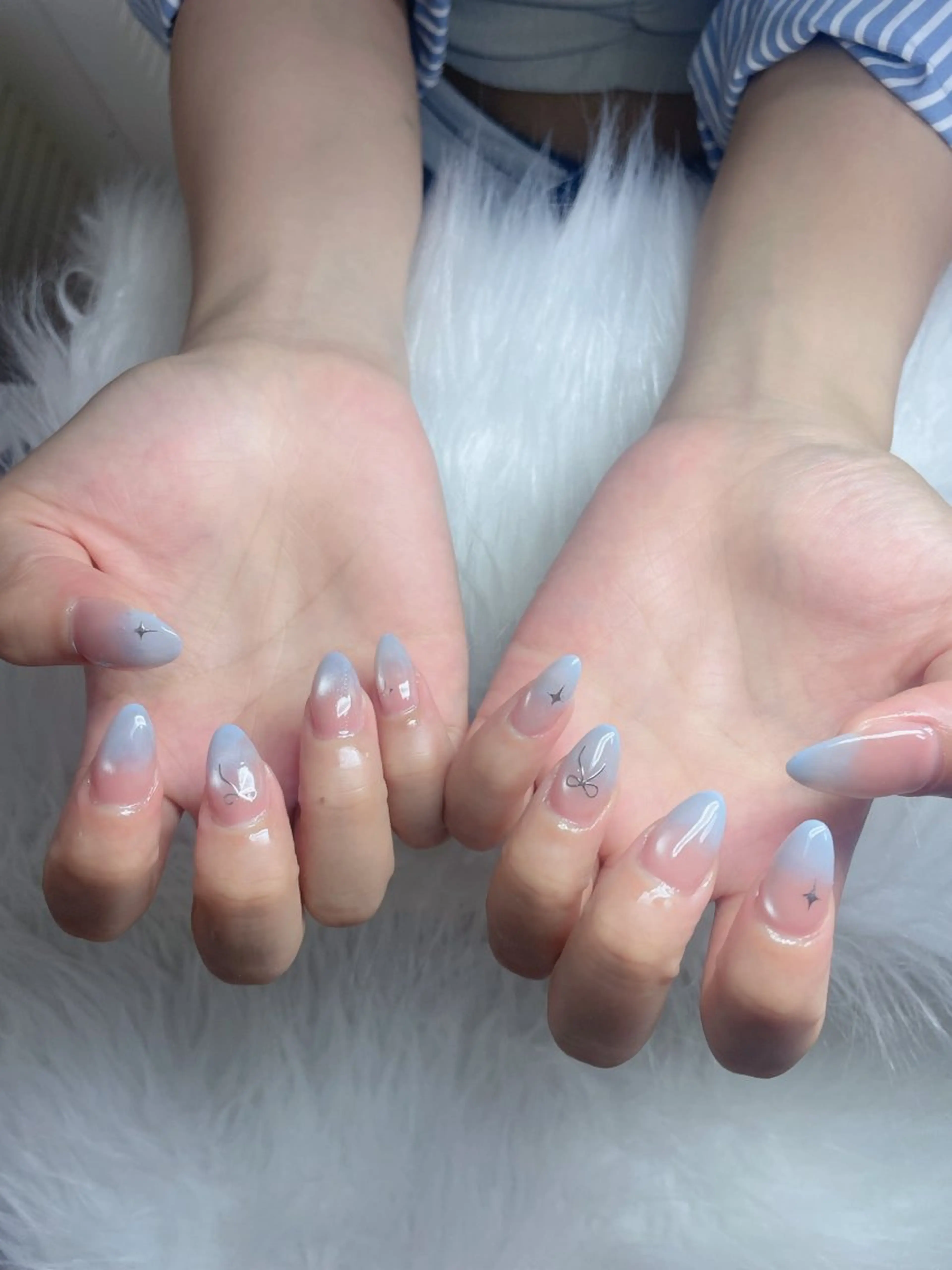 ネイル マグネットネイル ハンドネイル Hin  Nail所属・Hin Nail Salonのネイルデザイン