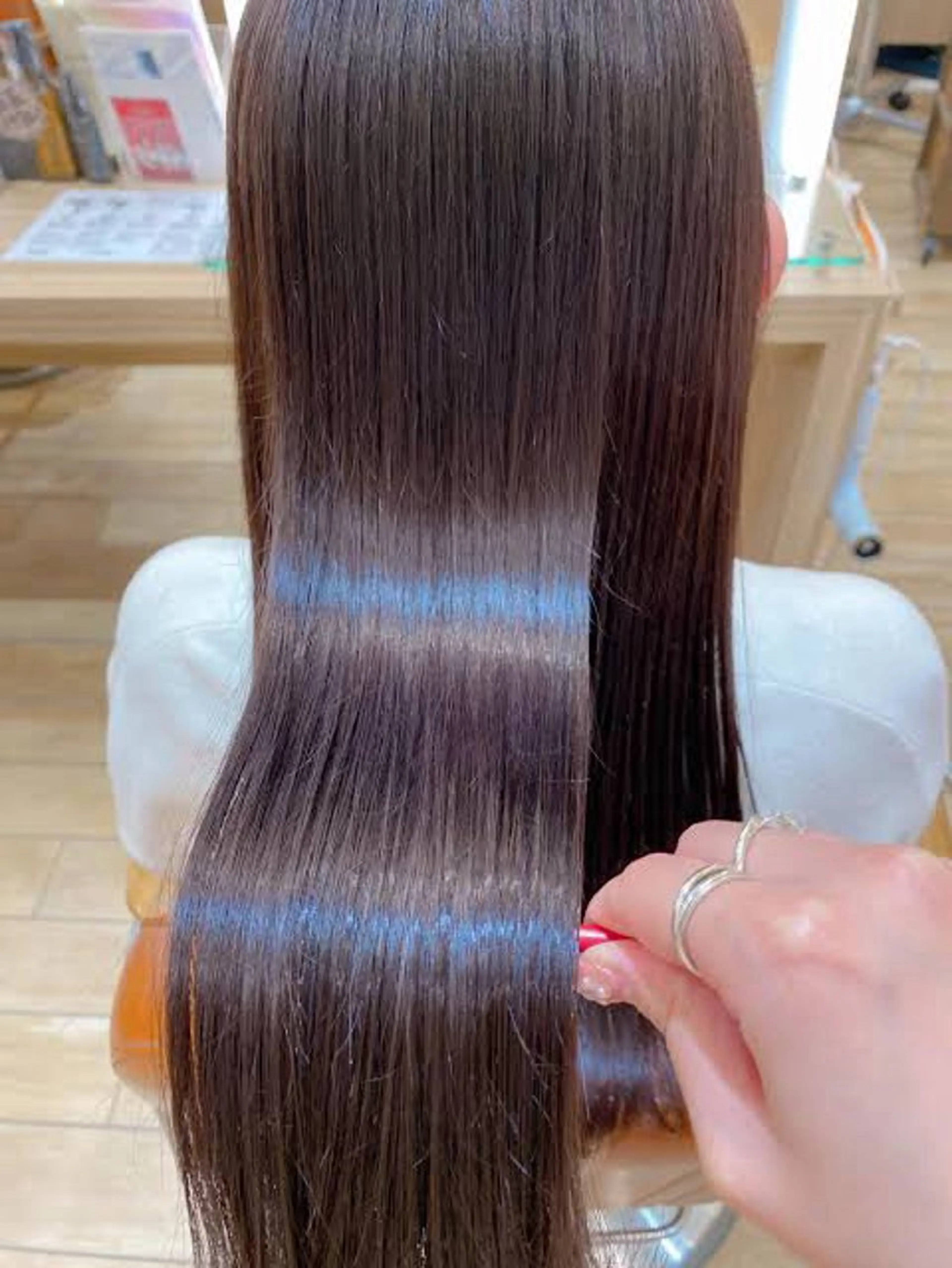 ロング 小沼 裕太のヘアスタイル