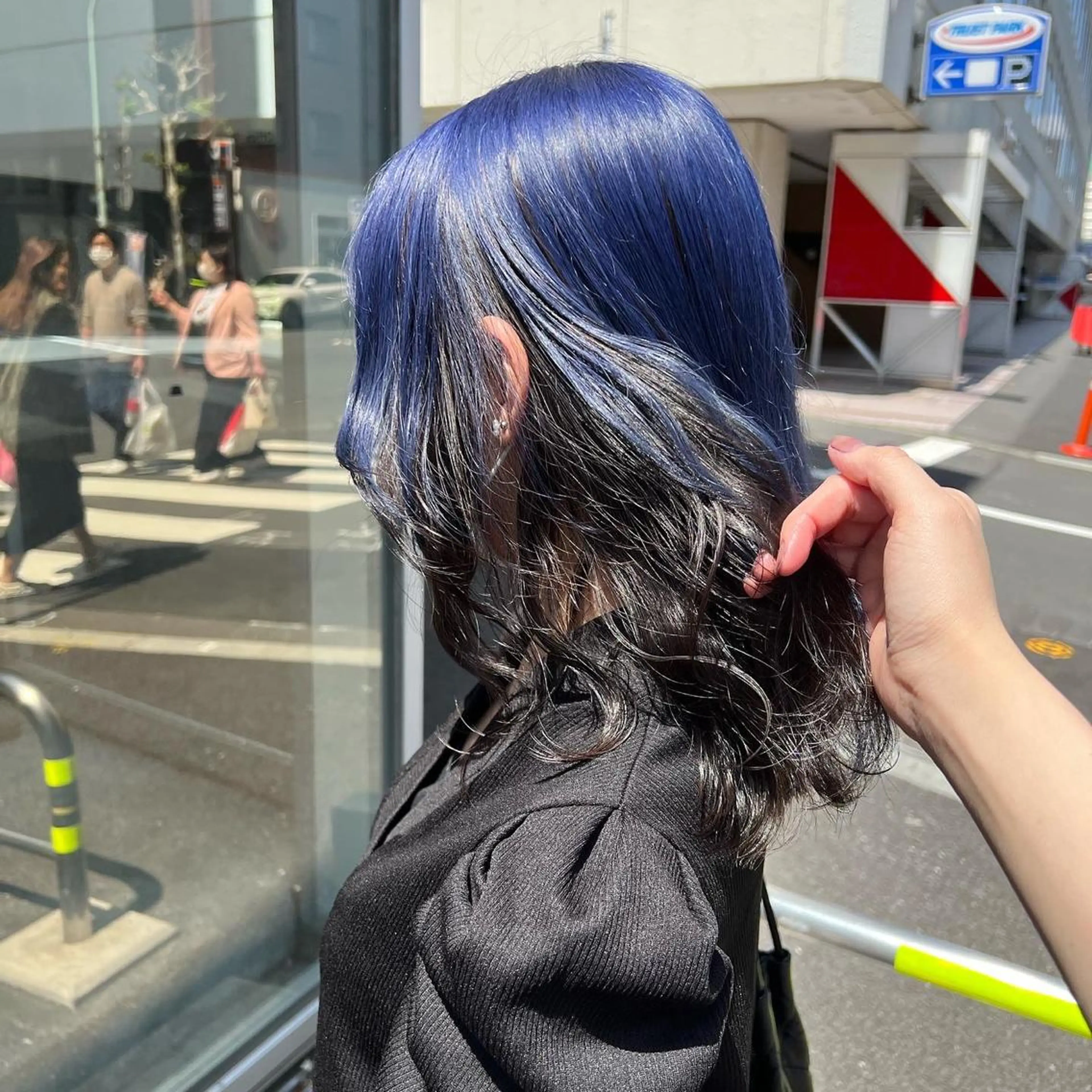 セミロング カラー ワインレッド 🍒KAHOのヘアスタイル