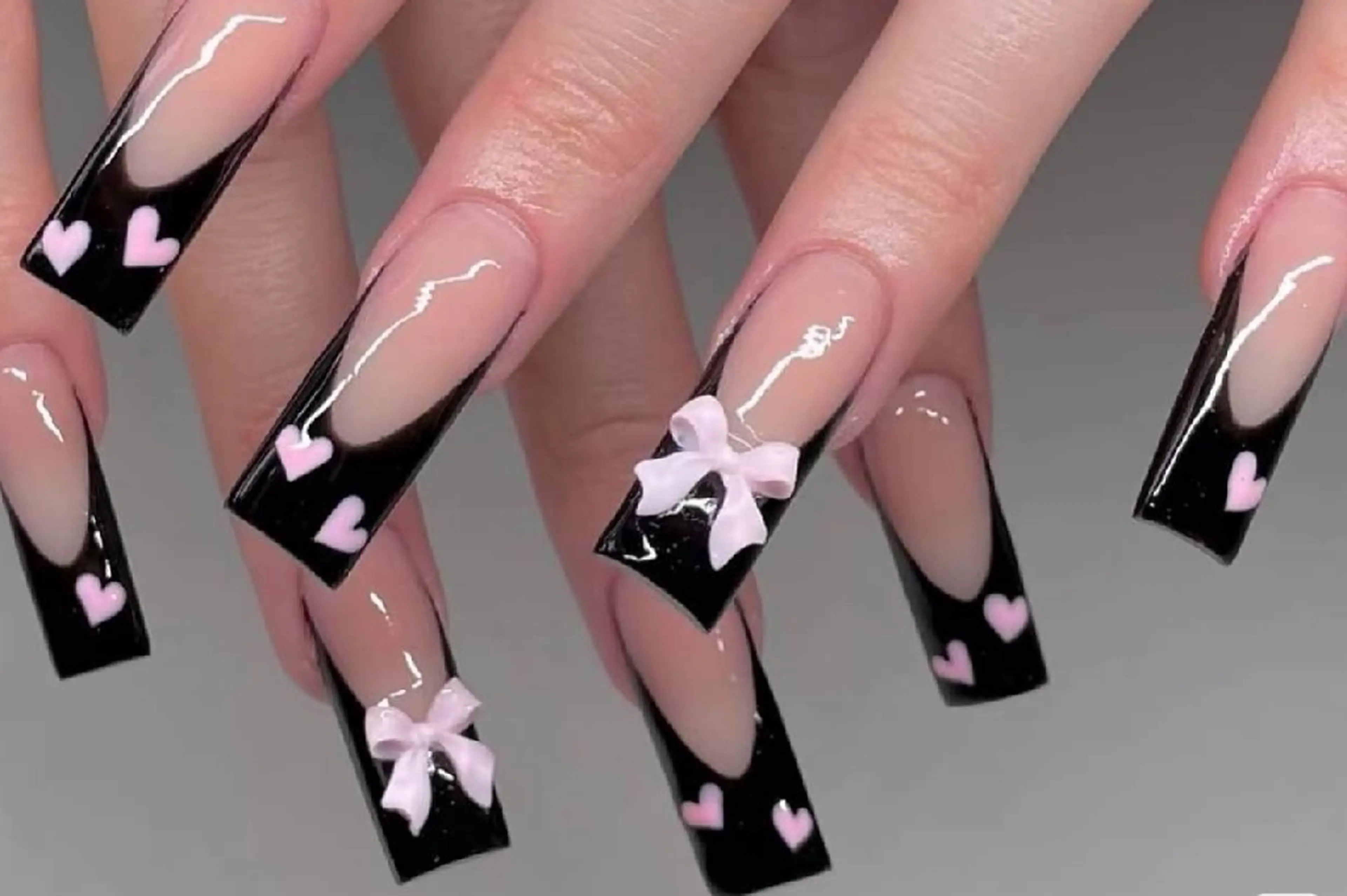 ネイル 小島 阿佑美のネイルデザイン