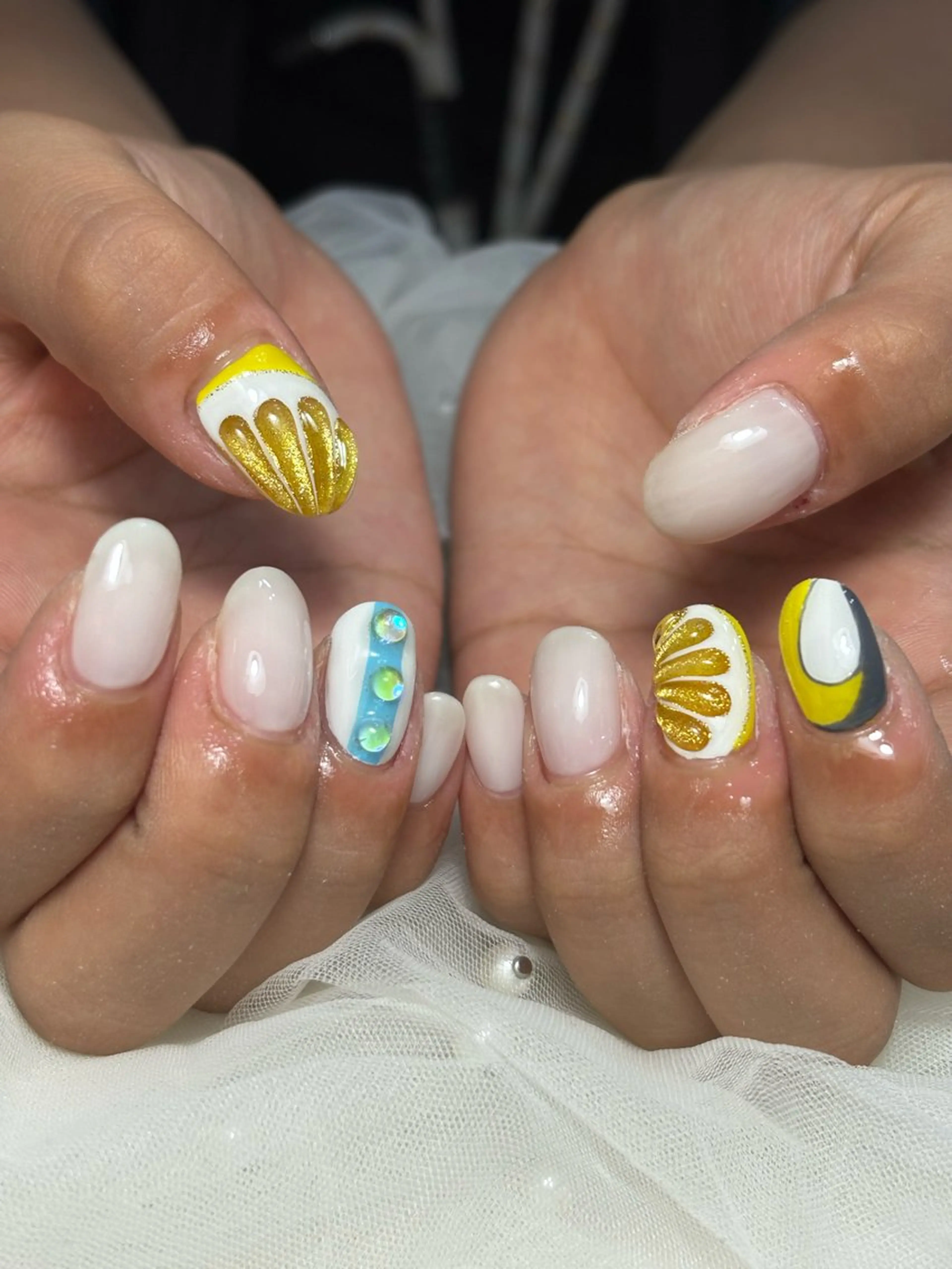 ネイル ハンドネイル フットネイル ✴︎ Delightのネイルデザイン