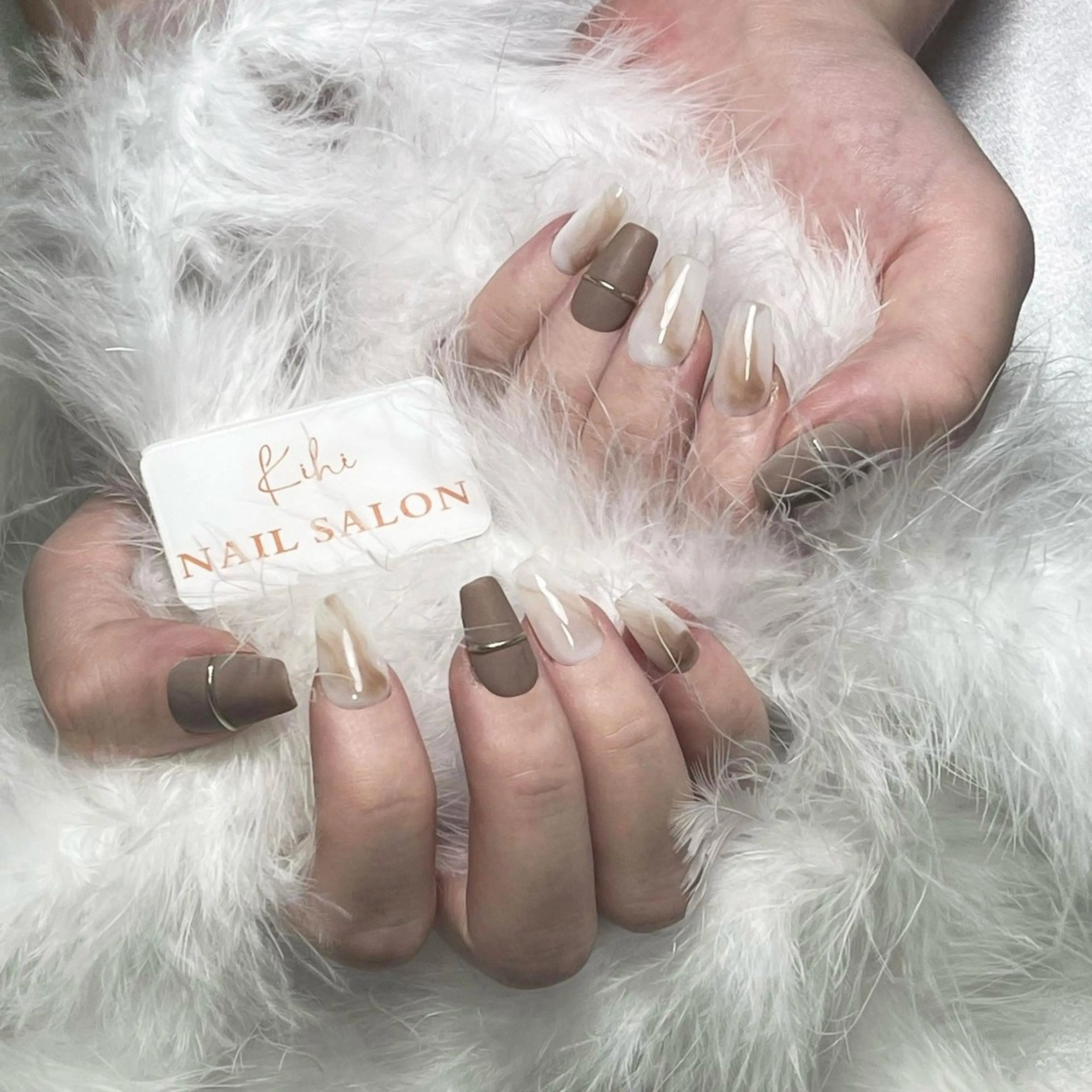 ネイル アートネイル フレンチネイル ジェルネイル グラデーション 韓国ネイル ハンドネイル 💕鈴木ユリ パラジェル/オフ無料のネイルデザイン