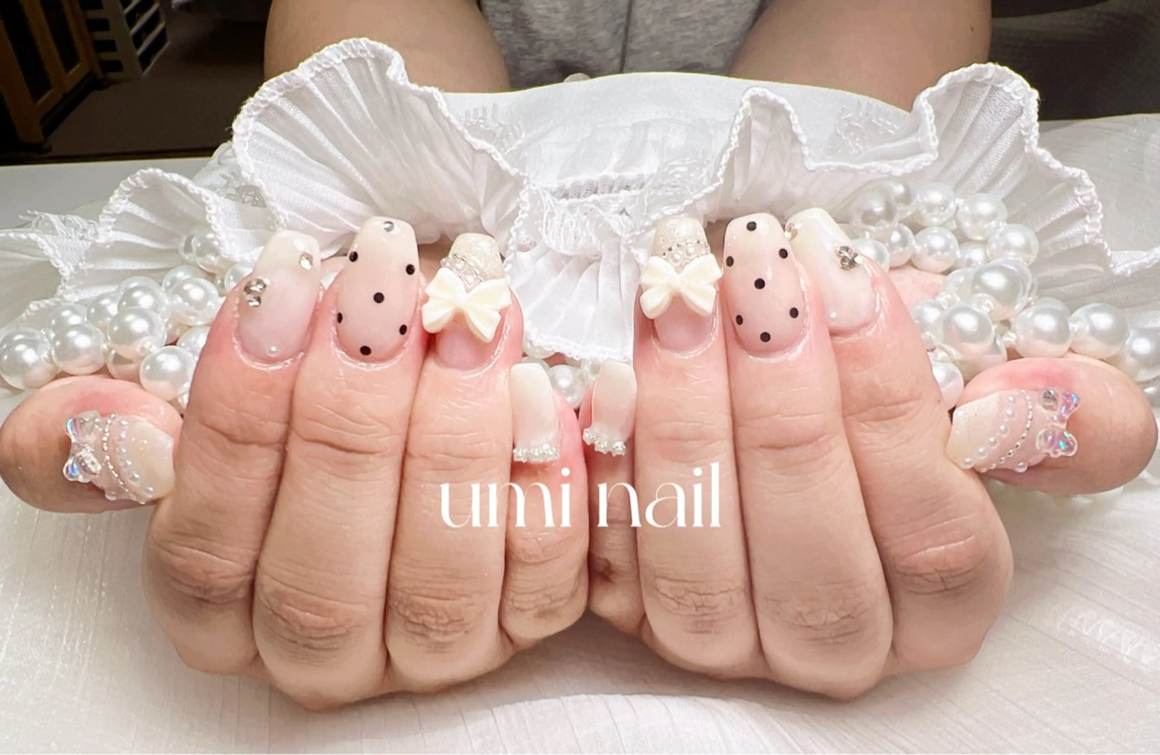 ネイル アートネイル ジェルネイル グラデーション 持ち込み オフィスネイル ハンドネイル ハンドケア LUXE NAIL SALONのネイルデザイン