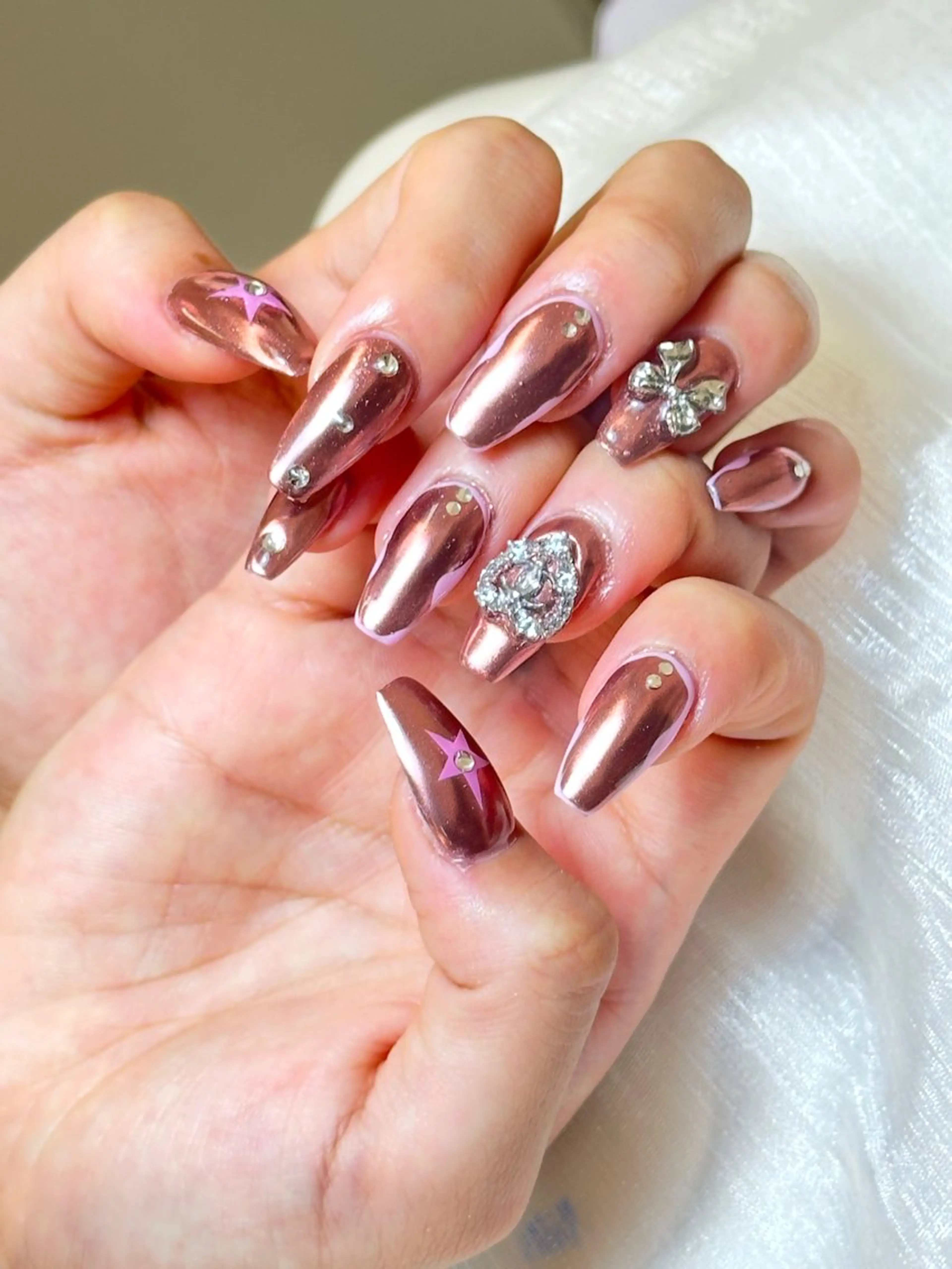 ネイル アートネイル オーロラネイル チークネイル 長さ出し フットネイル ハンドネイル Anh 高田馬場のネイルデザイン