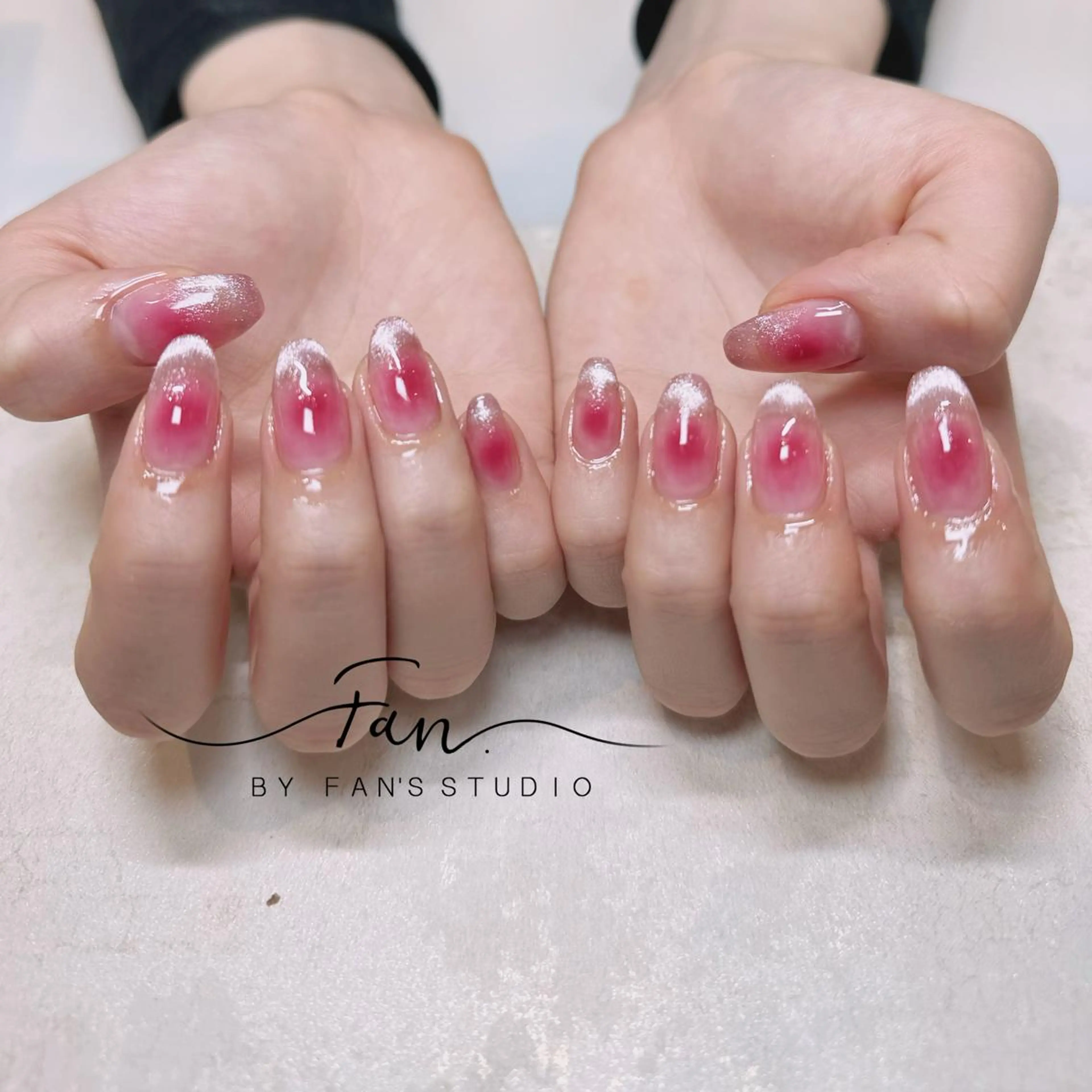 ネイル チークネイル 🌻FAN'S STUDIO池袋🌻のネイルデザイン