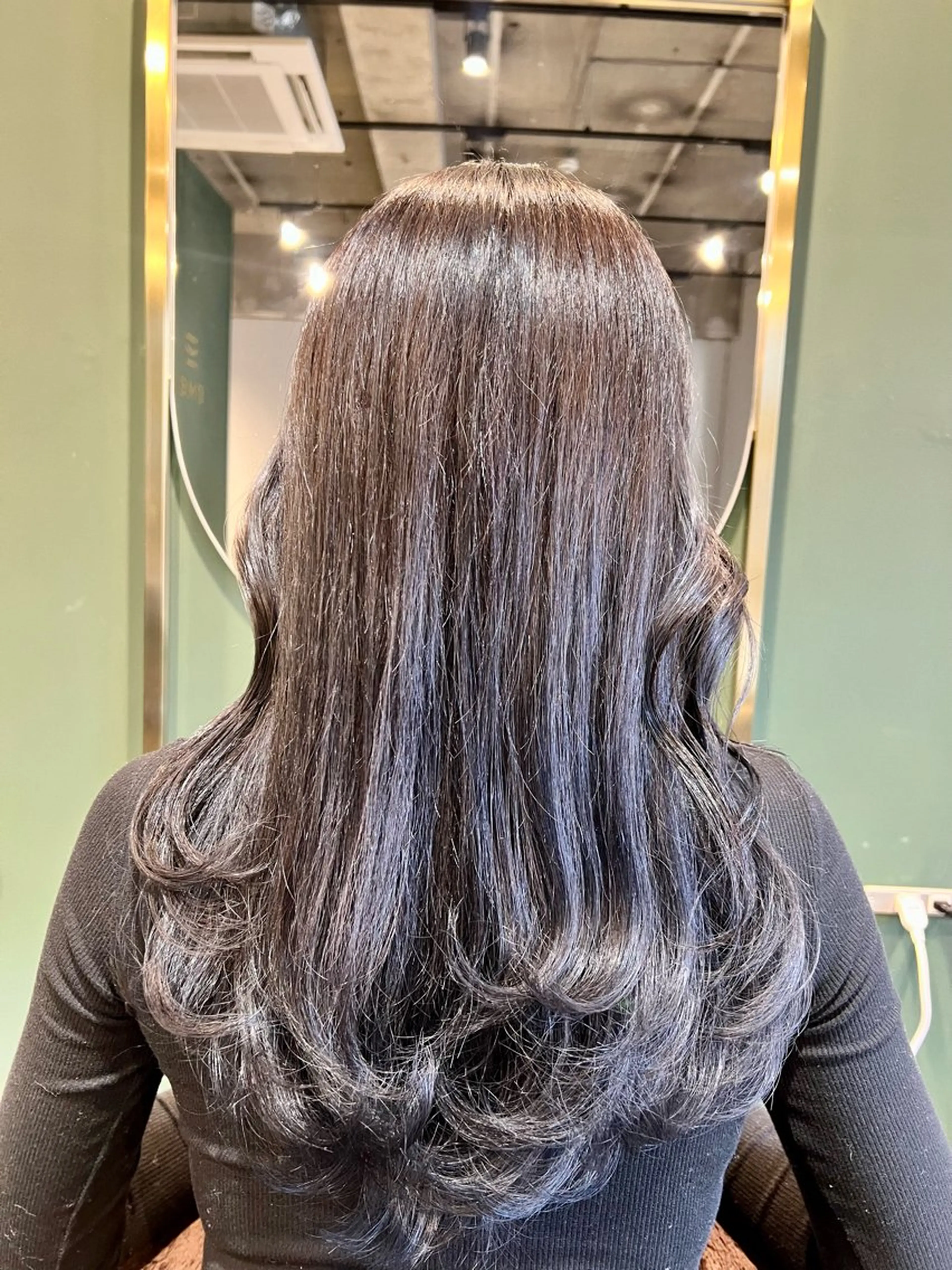 セミロング カラー バレイヤージュ レイヤーカット ヘアカラー トリートメント ヘッドスパ カラースペシャリスト しょう🧑🏼‍🎨のヘアスタイル