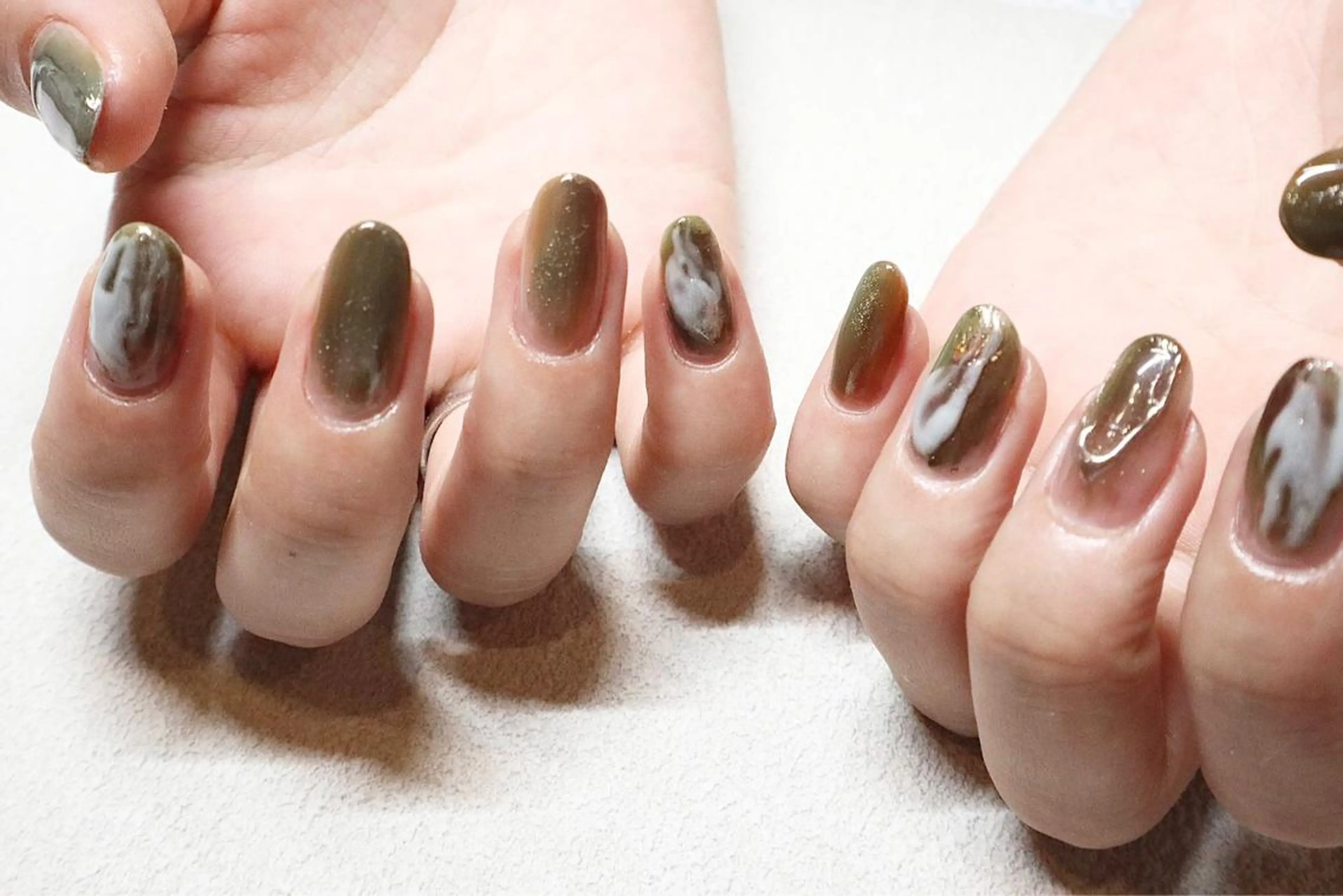 ネイル ハンドネイル 小河 仁美のネイルデザイン