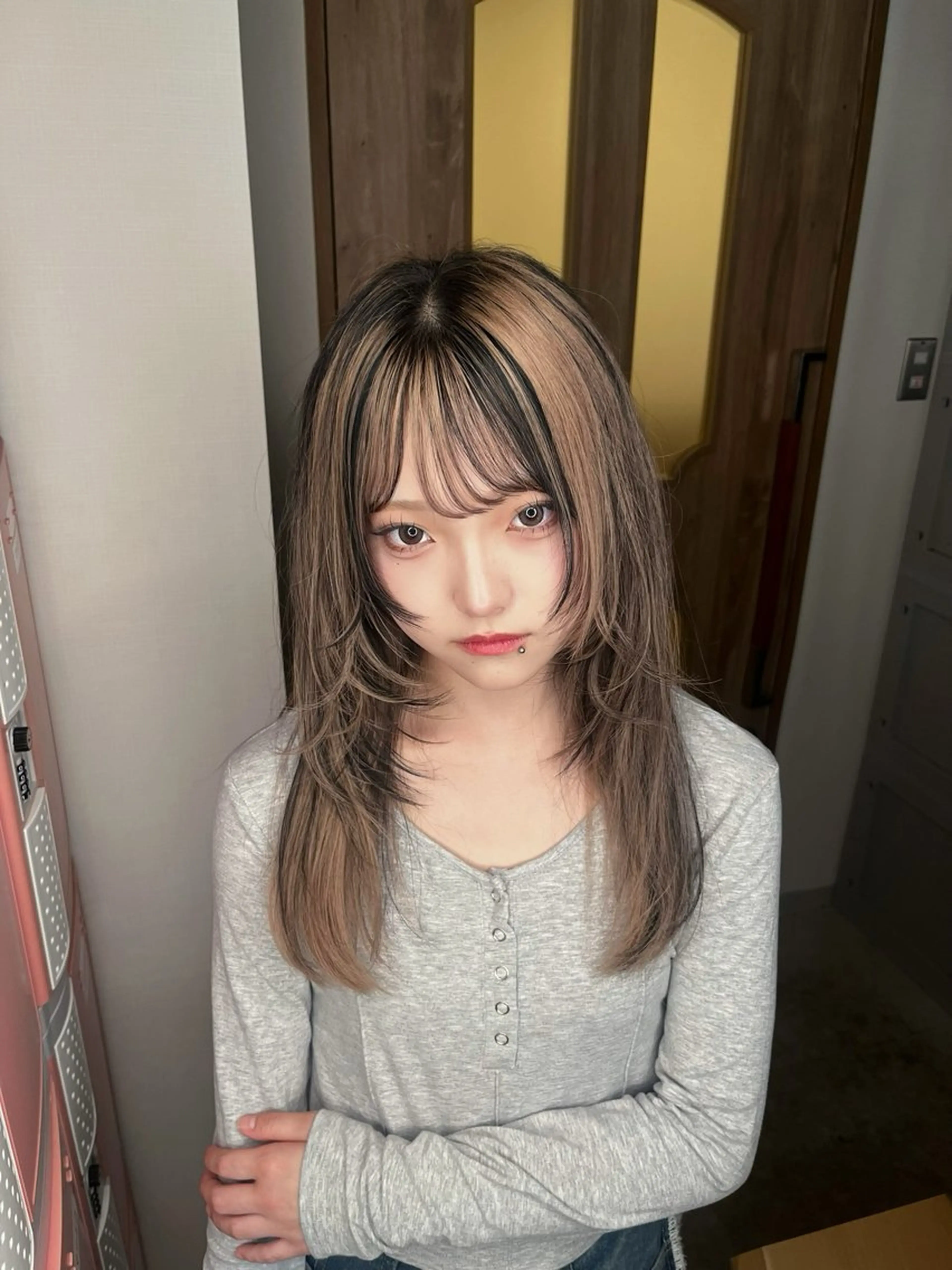 【ファイバープレックス】カット+インナーカラーorイヤリングカラー ￥17000の写真