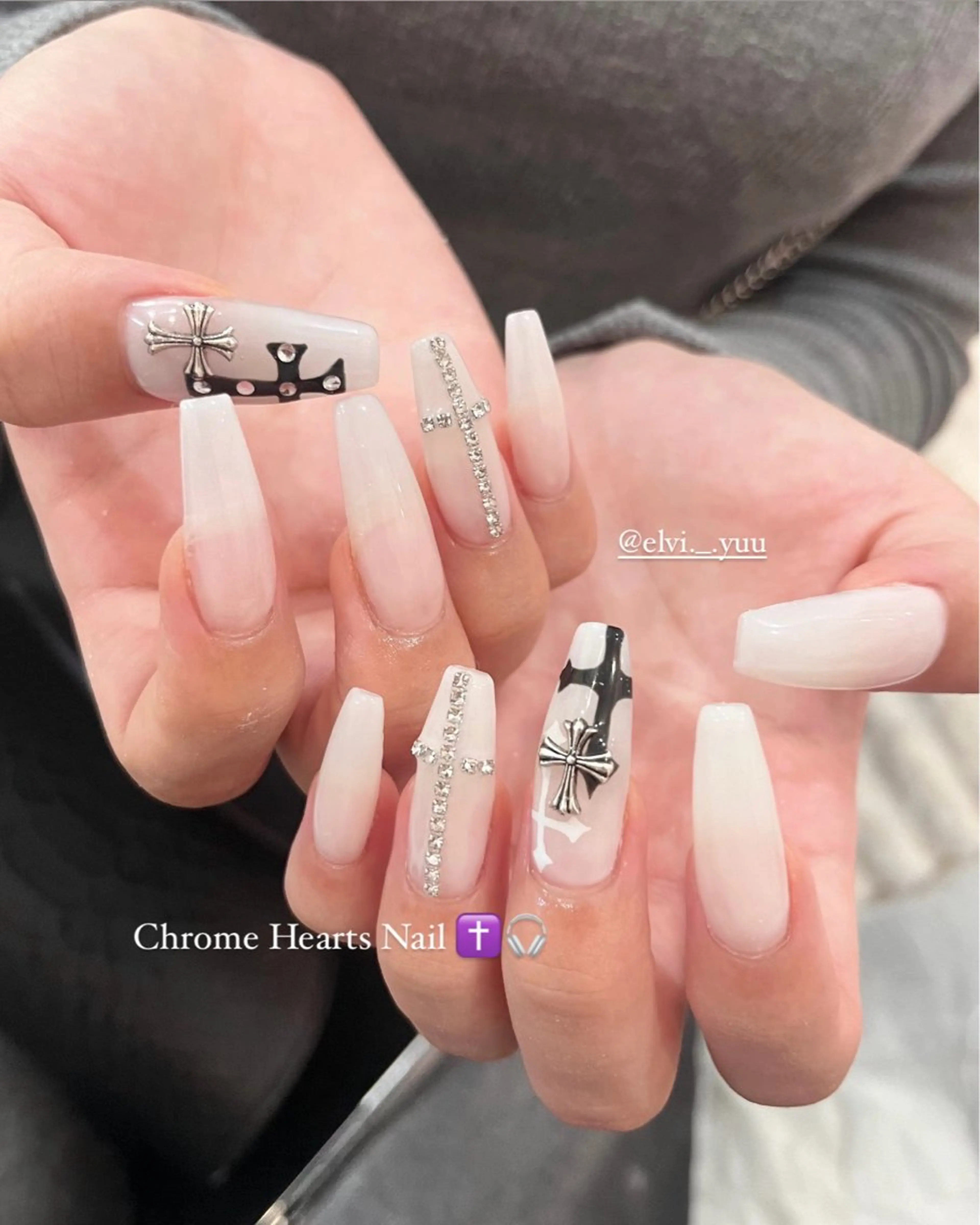 ネイル SALON ELVI.所属・SALON ELVI.のネイルデザイン