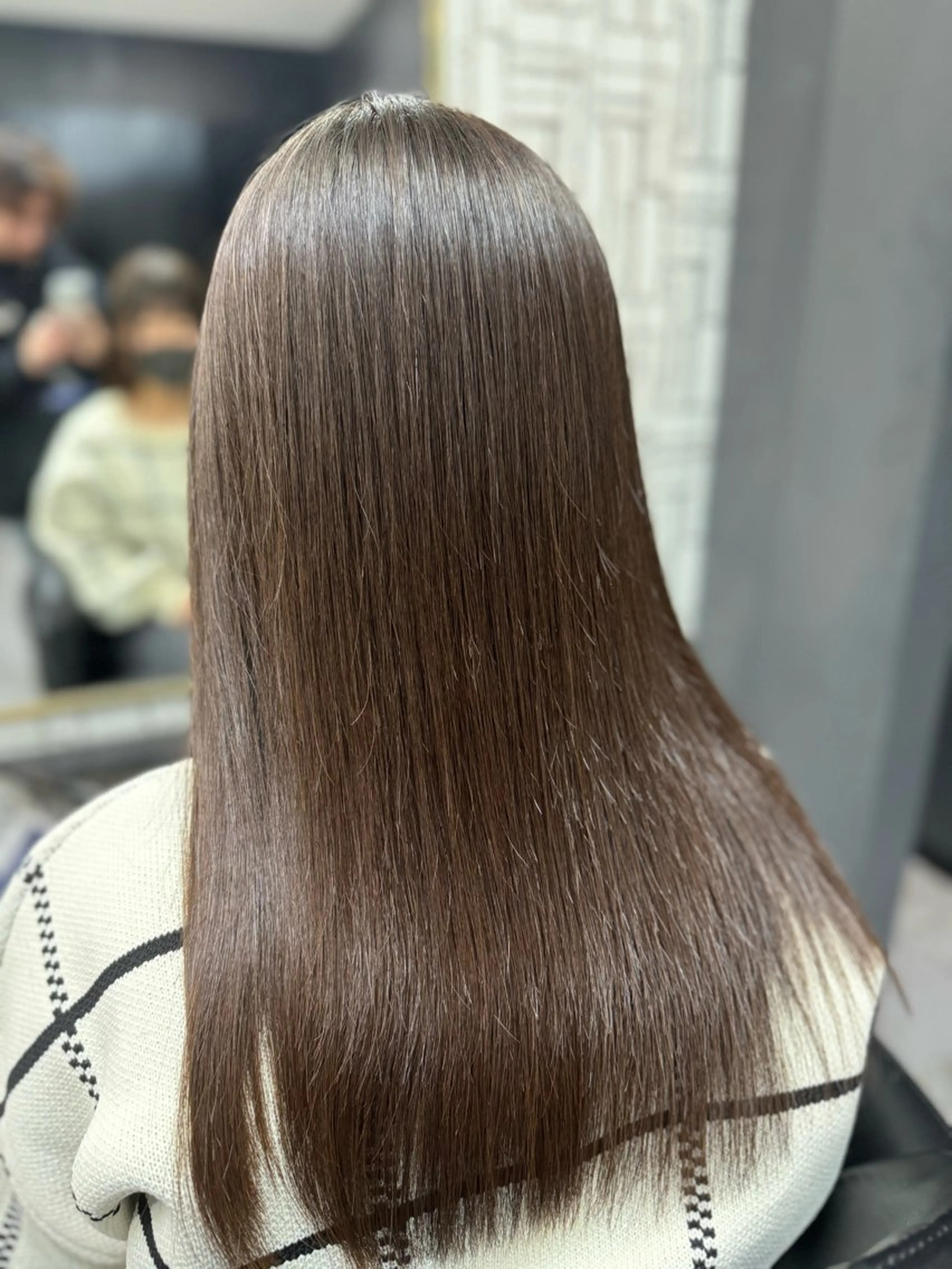 ロング パーマ 縮毛矯正 カット 縮毛矯正 トリートメント 篠原 侑作のヘアスタイル