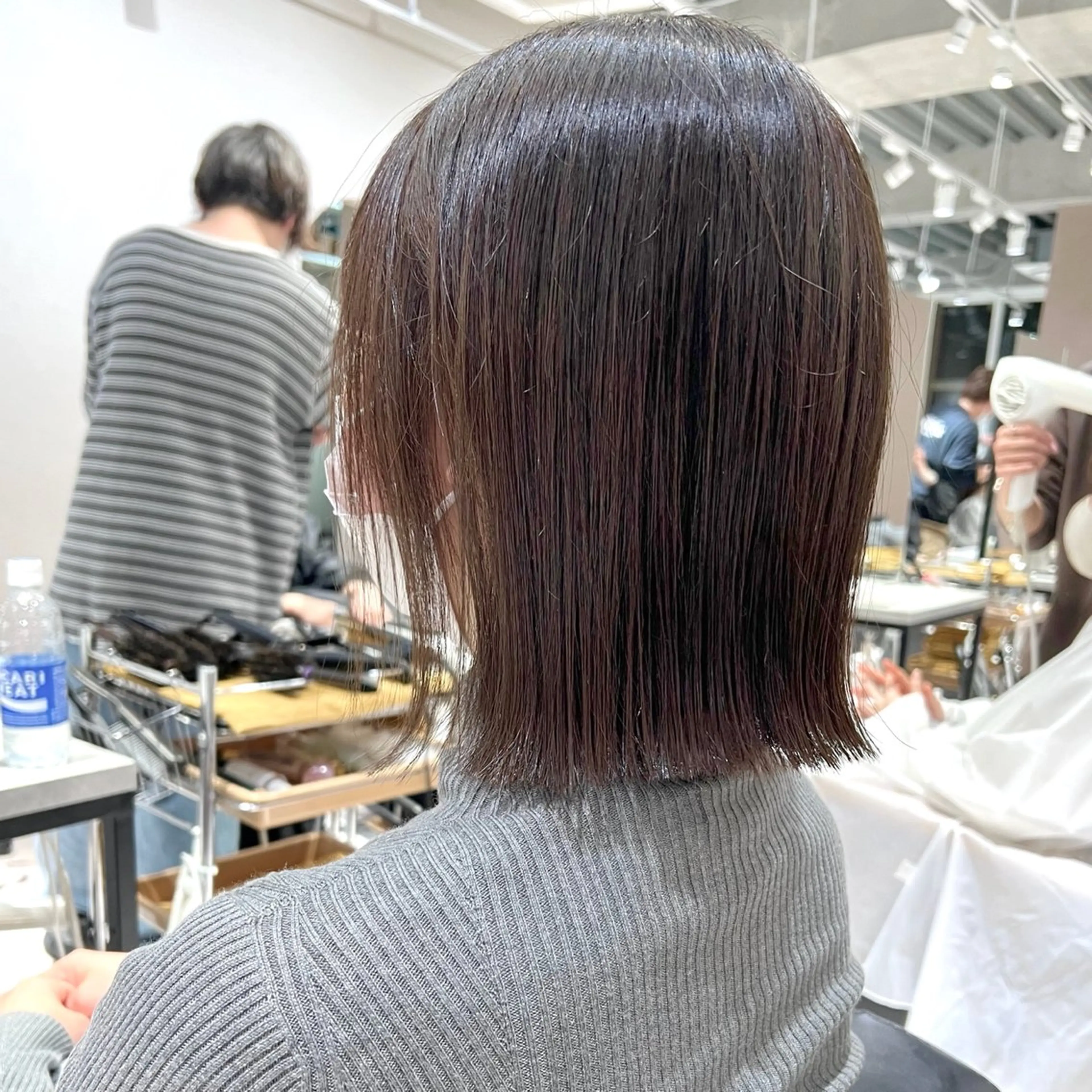 ショート カラー 切りっぱなしボブ ブラウンカラー ナチュラルブラウン ボブ カット ヘアカラー ボブ限定🎀 エミリのヘアスタイル