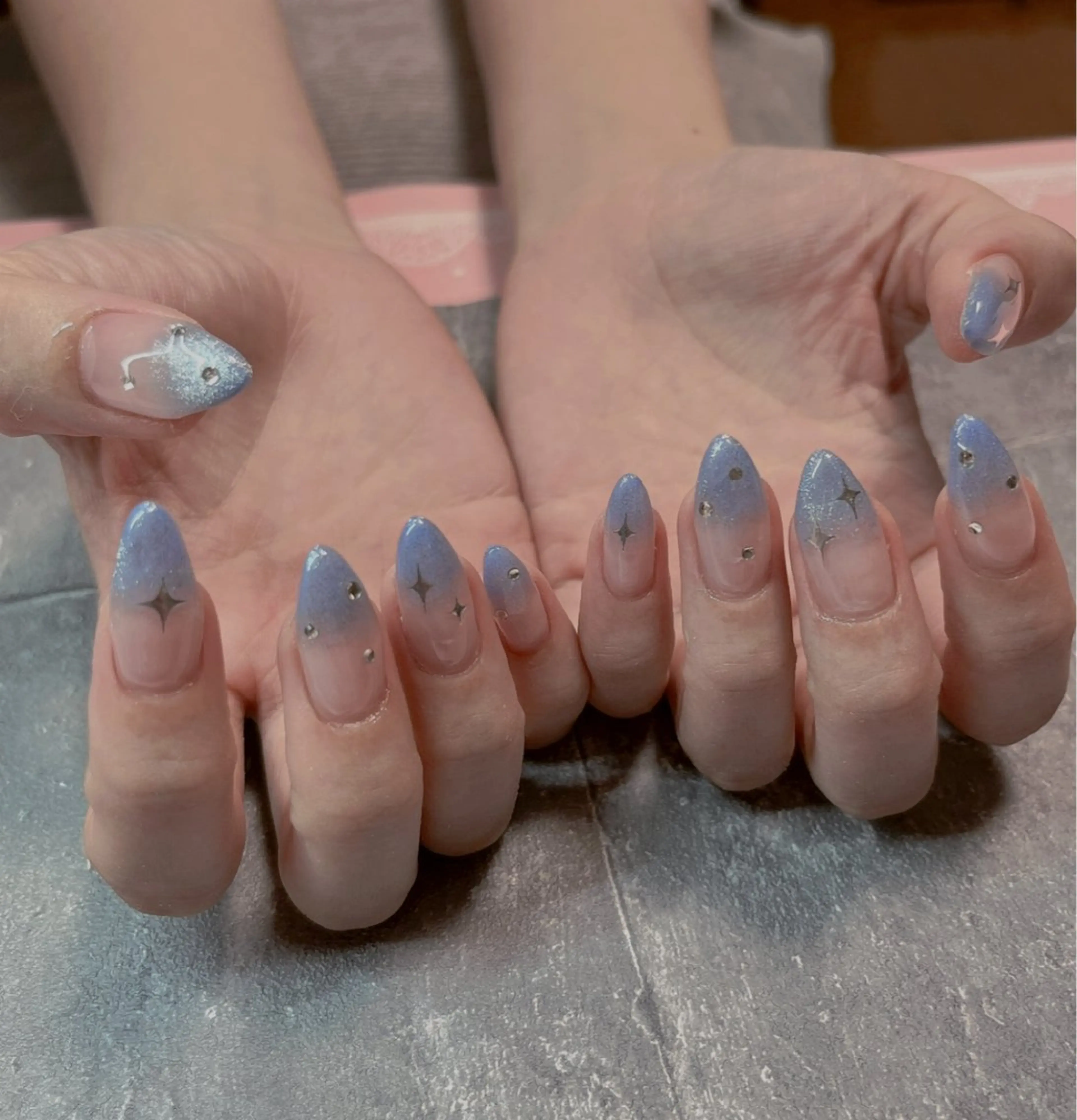 ネイル ハンドネイル フットネイル mepo- salonのネイルデザイン