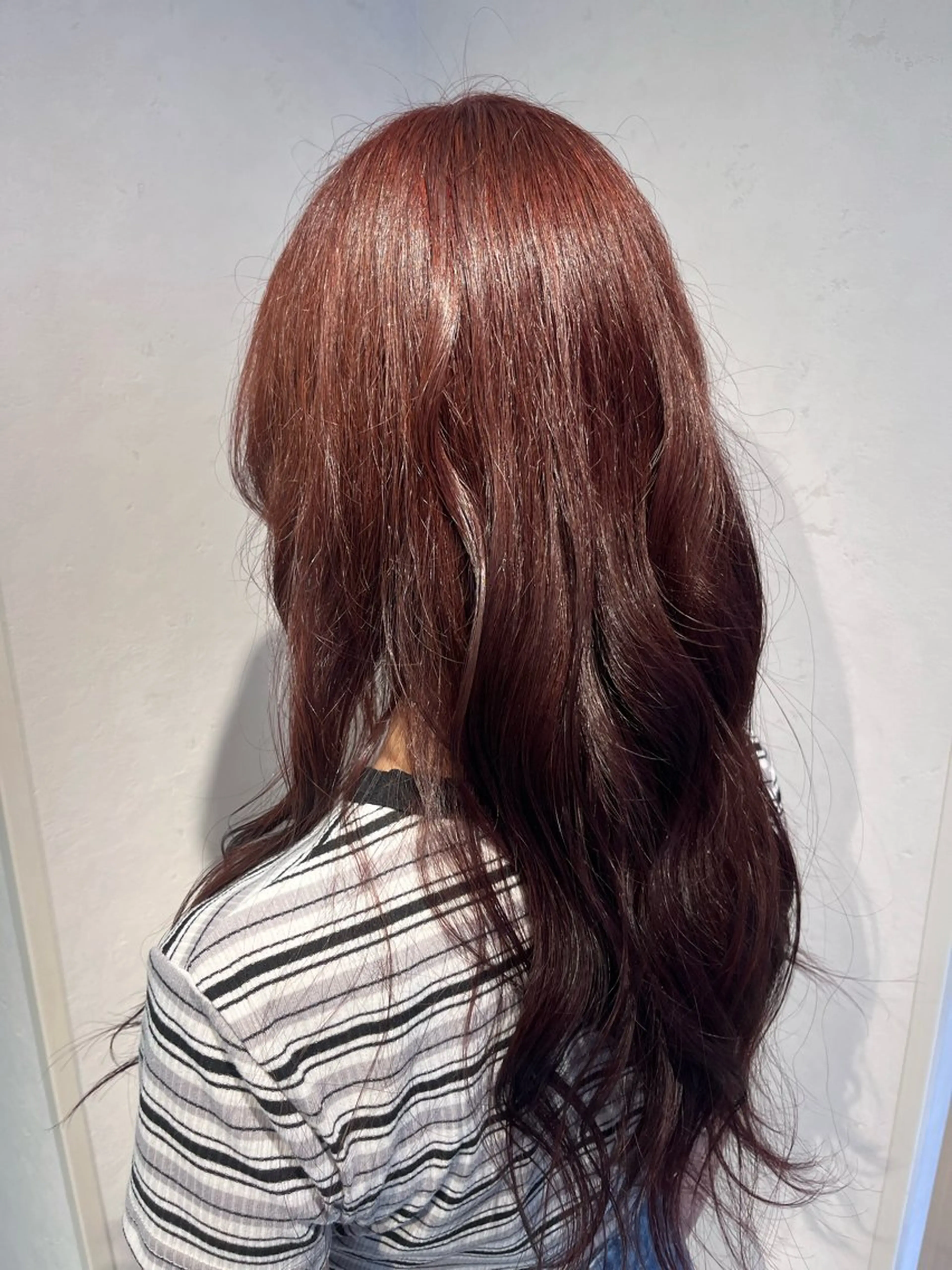 ロング カラー ブリーチ ブリーチなしカラー ナチュラルベージュ/ 顔周りカット/由喜のヘアスタイル