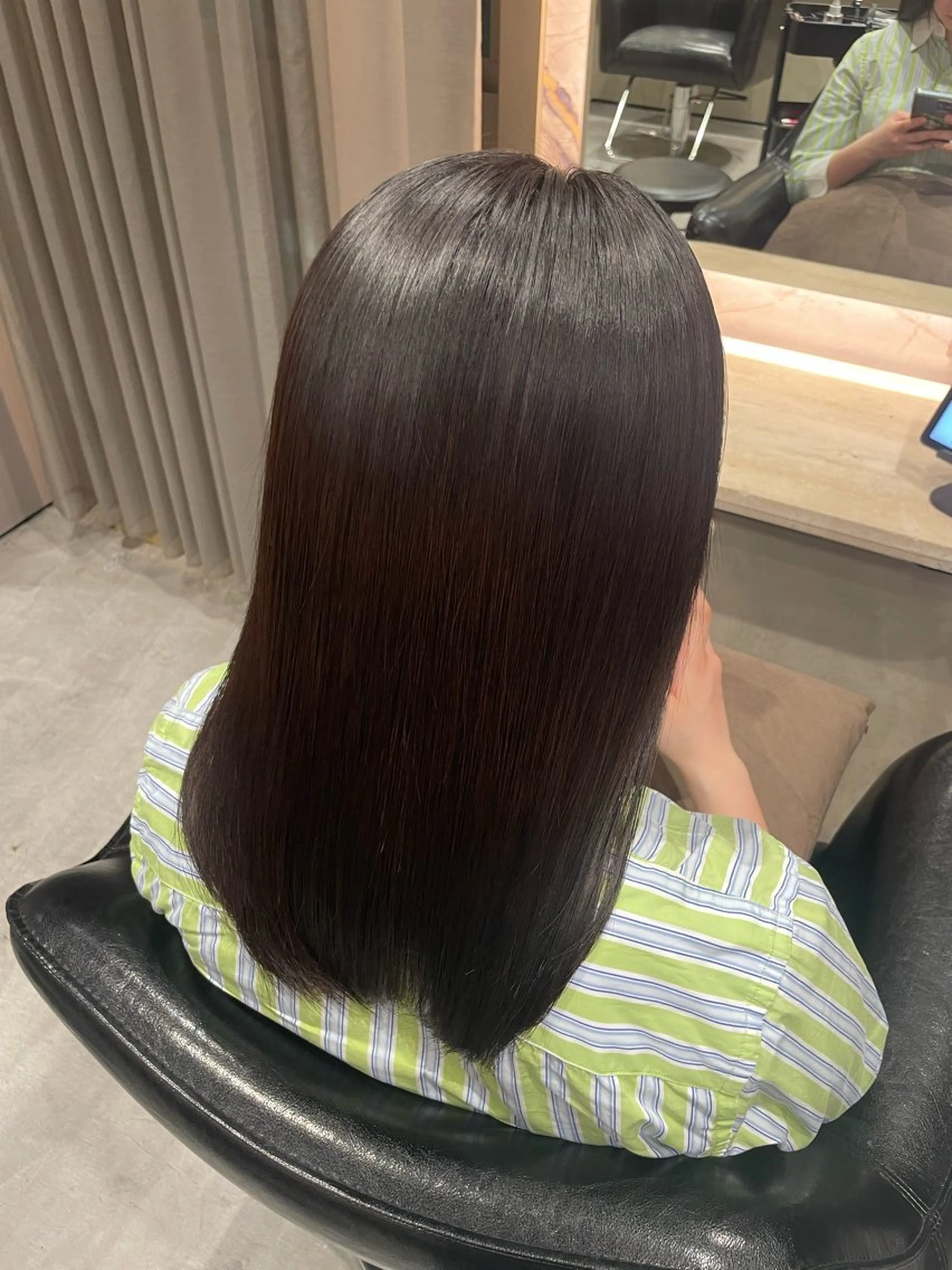 セミロング L'EANE THE TOKYO所属・透明感カラー/艶髪 田村陽花里のヘアスタイル