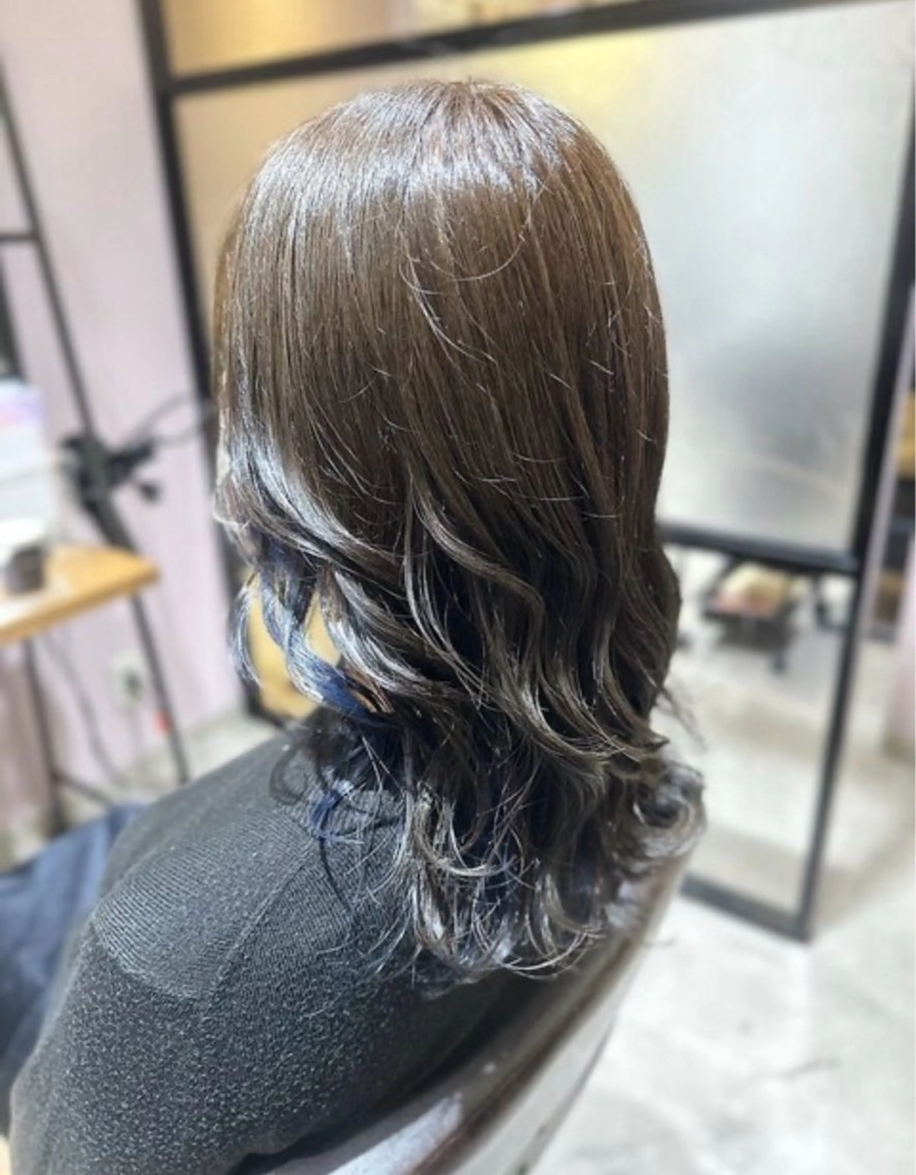 カラー ヘアカラー 梶 瑞希のヘアスタイル